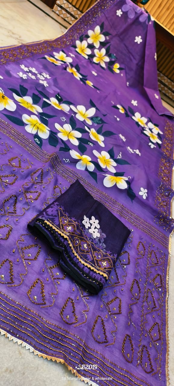 Dhakai Jamdani saree of Bengal with floral fusion work and cutdana work