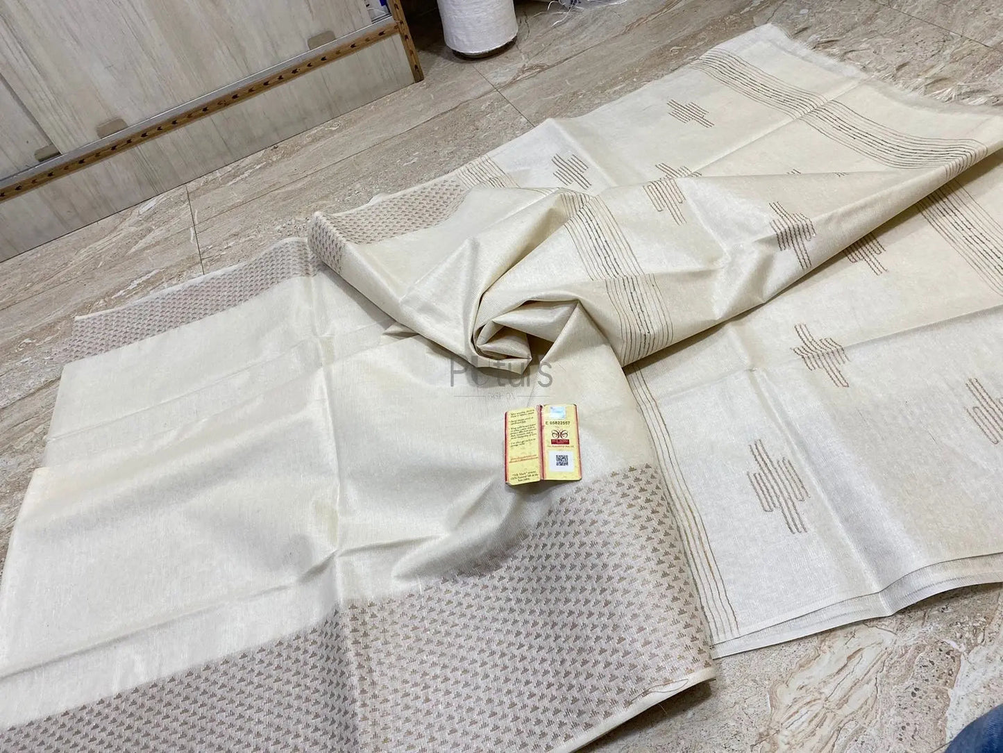 Semi tussar silk weaving saree Putul's Fashion