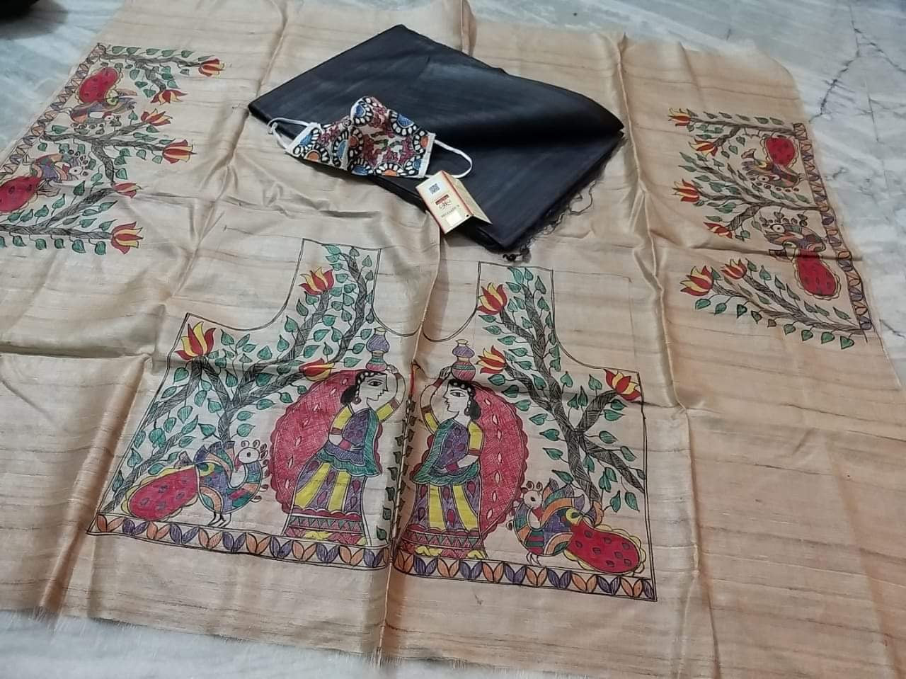 Single dye tussar silk saree with Madhubani hand painting blouse piece, silk mark certified