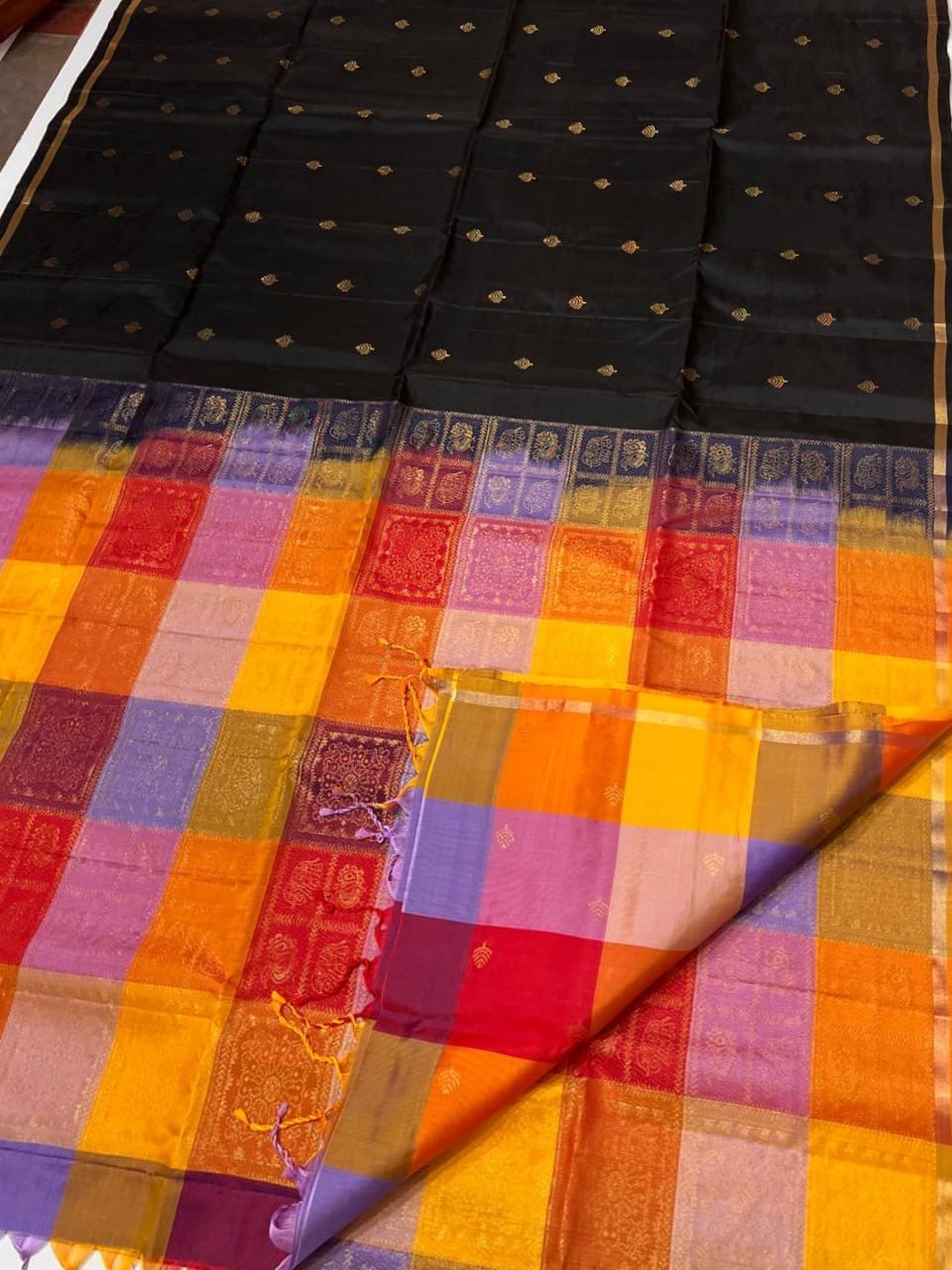 Soft silk Handwoven handloom silk marked saree