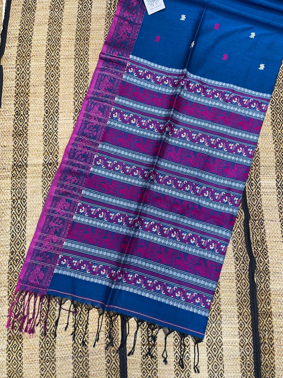 Cotton Baluchori Saree with Intricate Patterns for Elegant Style