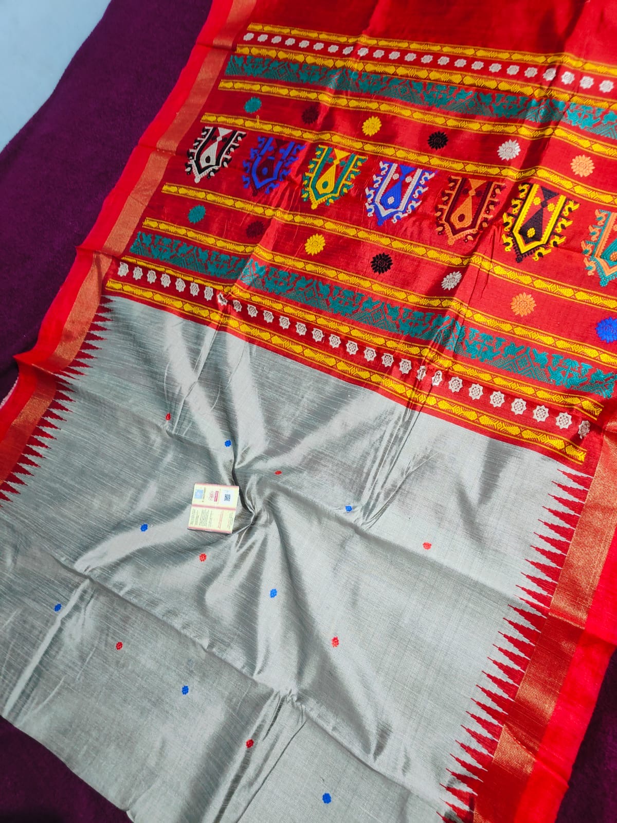 Dolabedi motif raw silk saree , A handloom saree