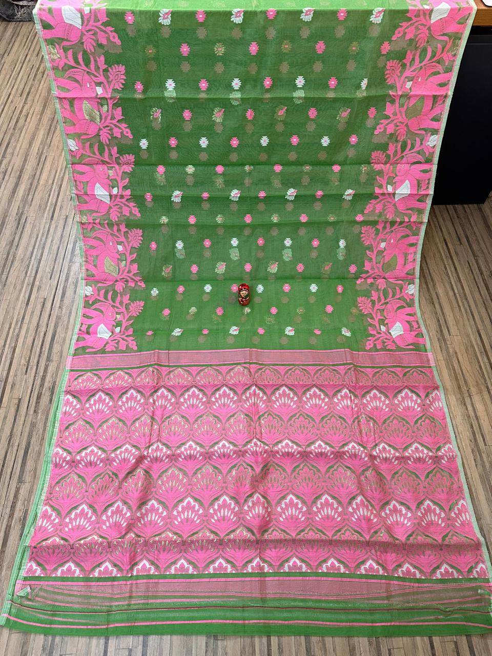 Elephant motif border on soft bengal woven jamdani - Green - jamdani saree