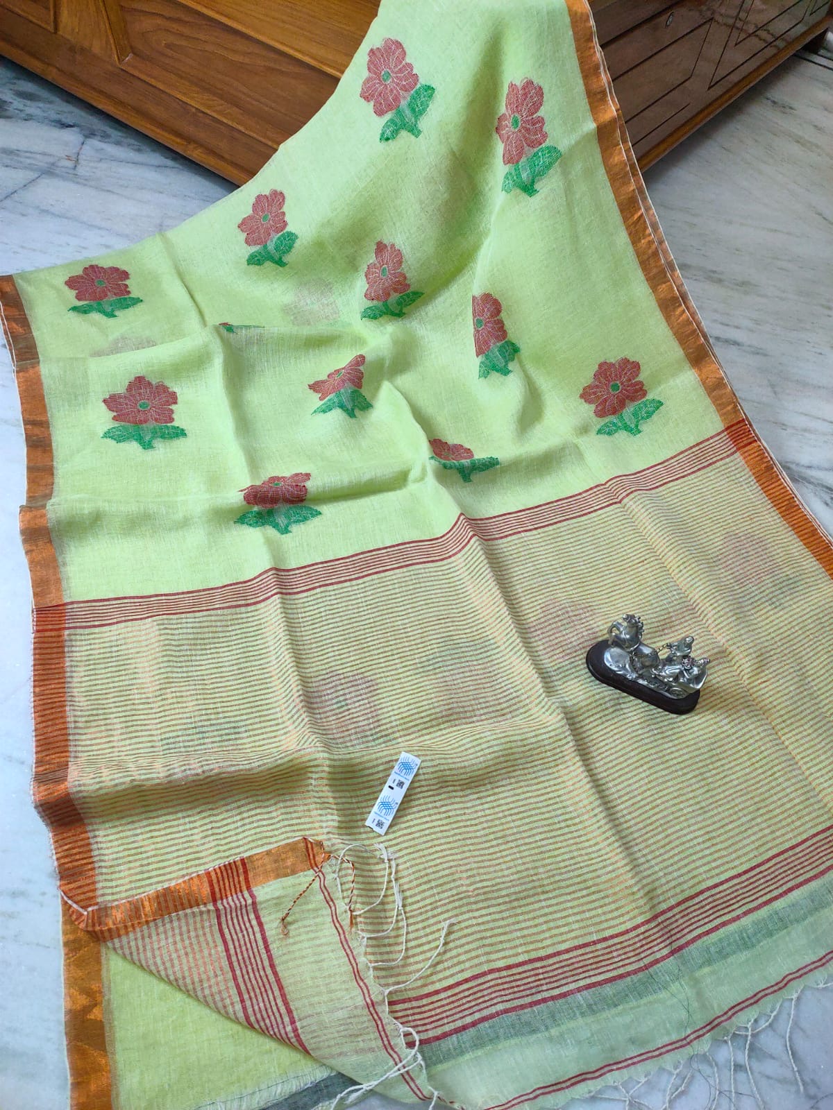 Linen jamdani saree A Rosy affair
