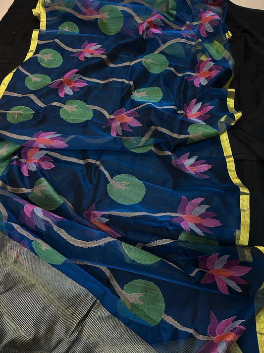 Lotus motif muslin jamdani saree from Bengal