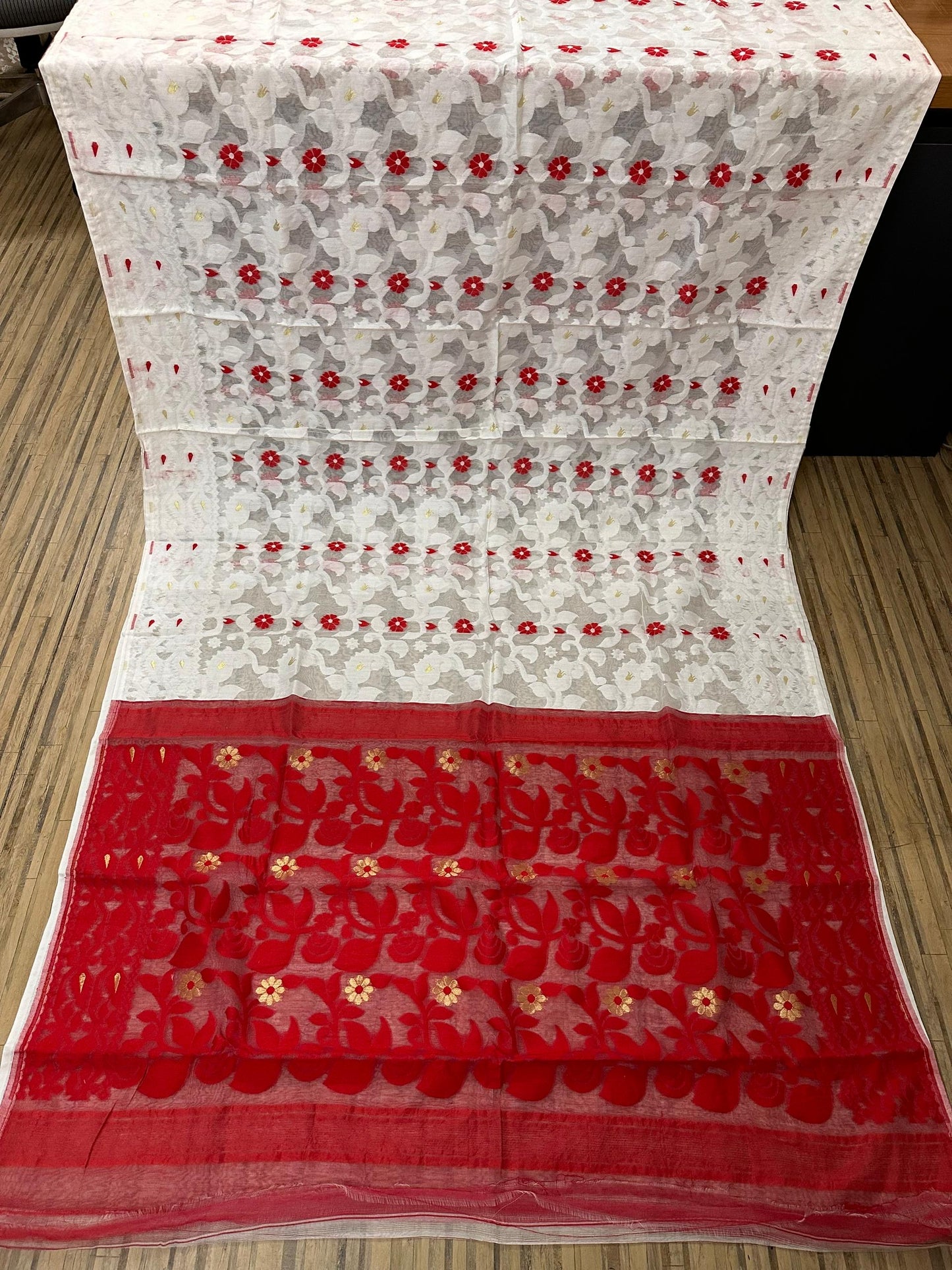 White red Bengal soft reshom dhakai Jamdani saree