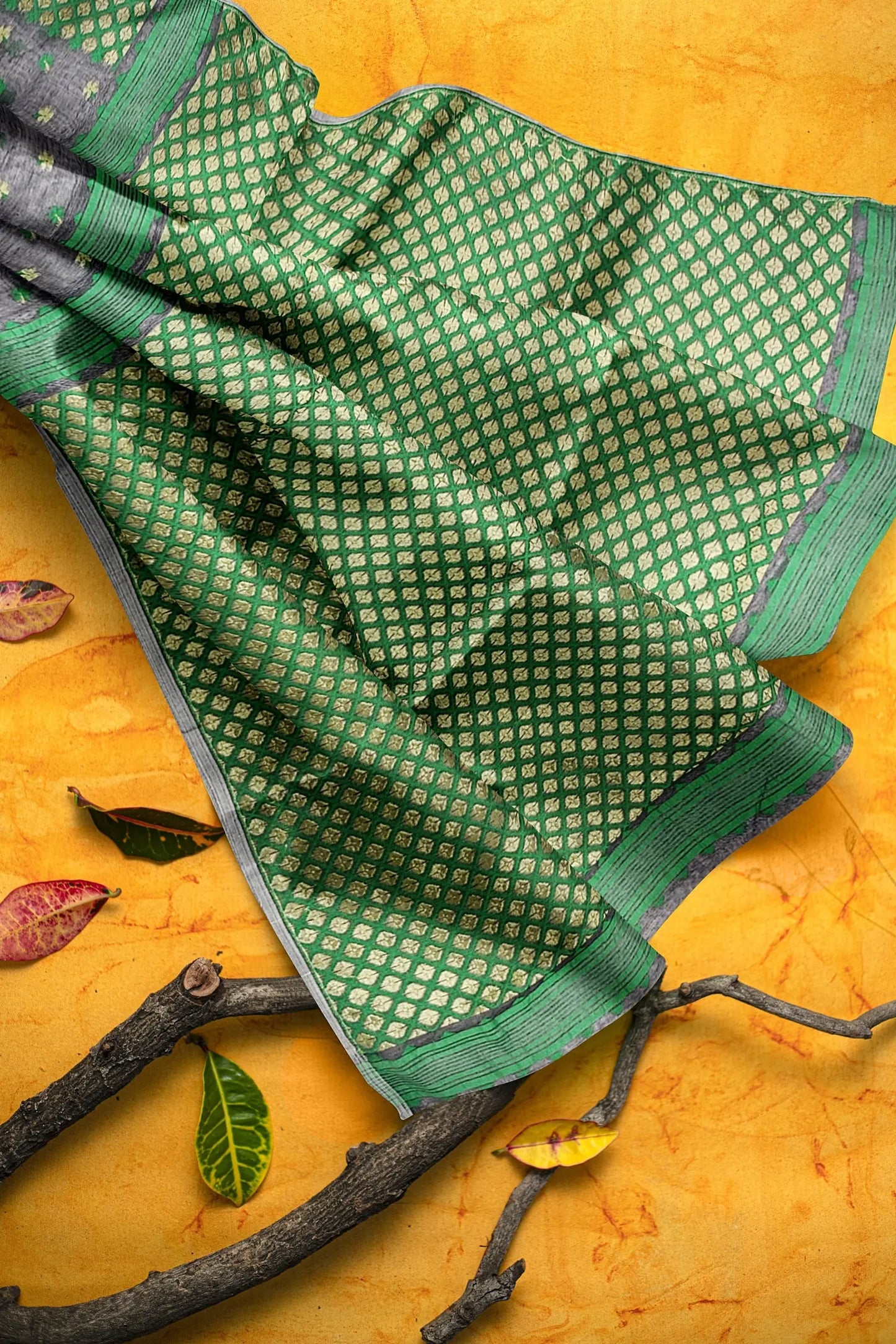 Bengal soft dhakai Jamdani Putul's fashion