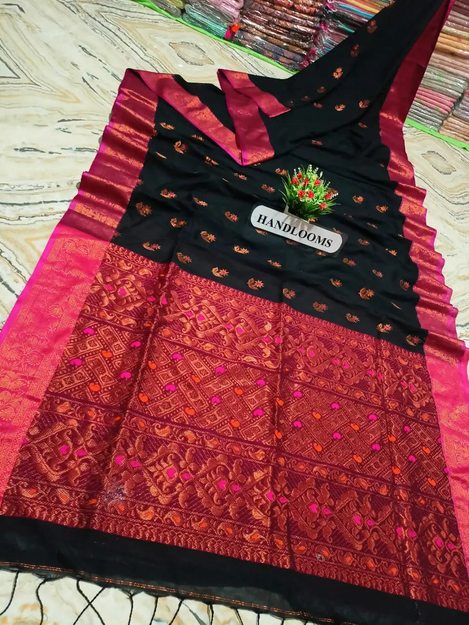 Cotton Banarasi sari Putul's fashion