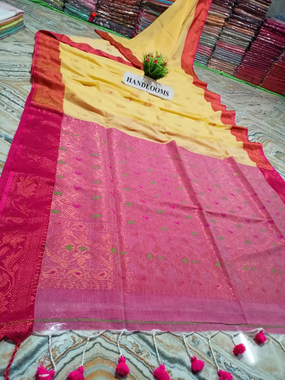 Cotton Banarasi sari Putul's fashion