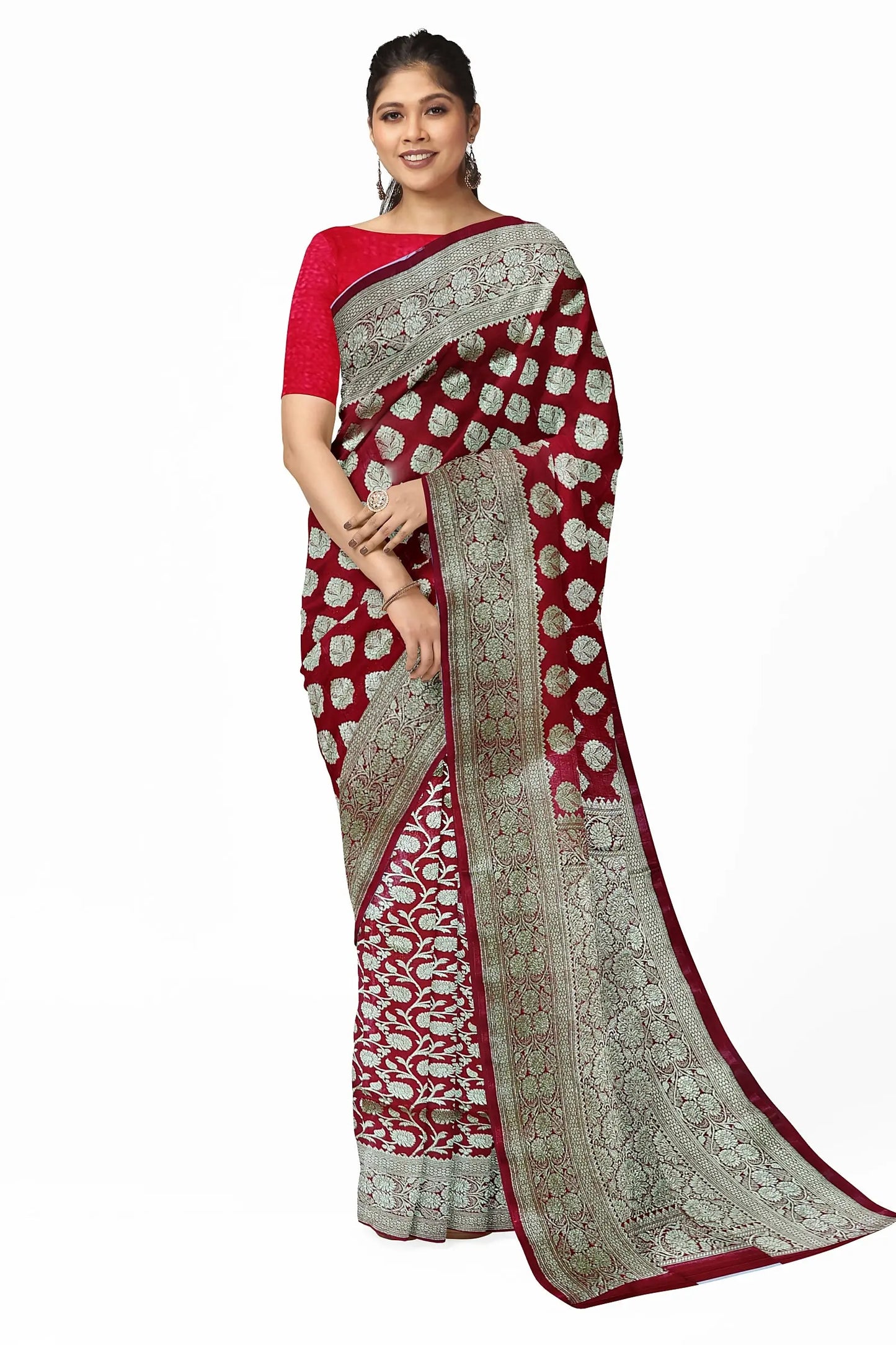 Zari saree for party Putul's fashion
