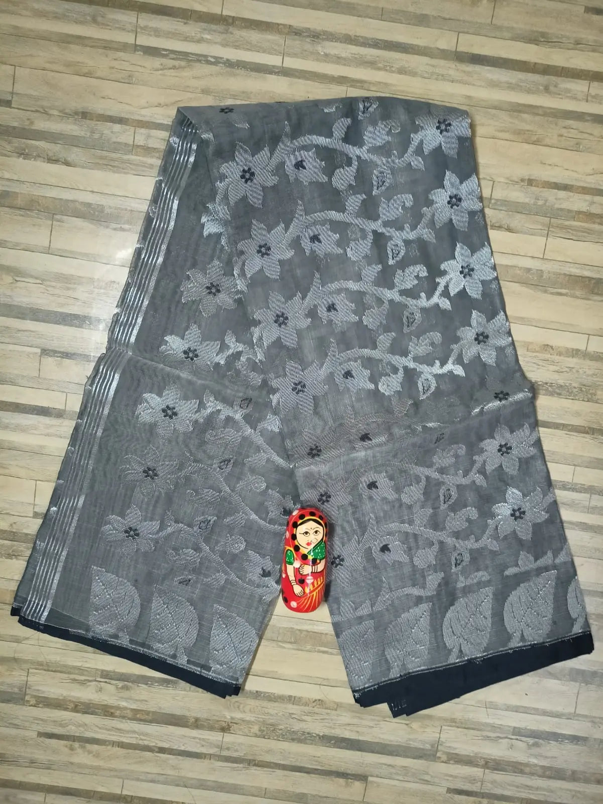 Muslin Jamdani Putul's fashion