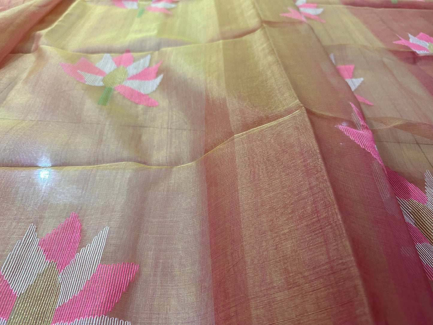 Peach coloured dual tone hand weaving Bengal Muslin saree of handweaving lotus Putul's Fashion
