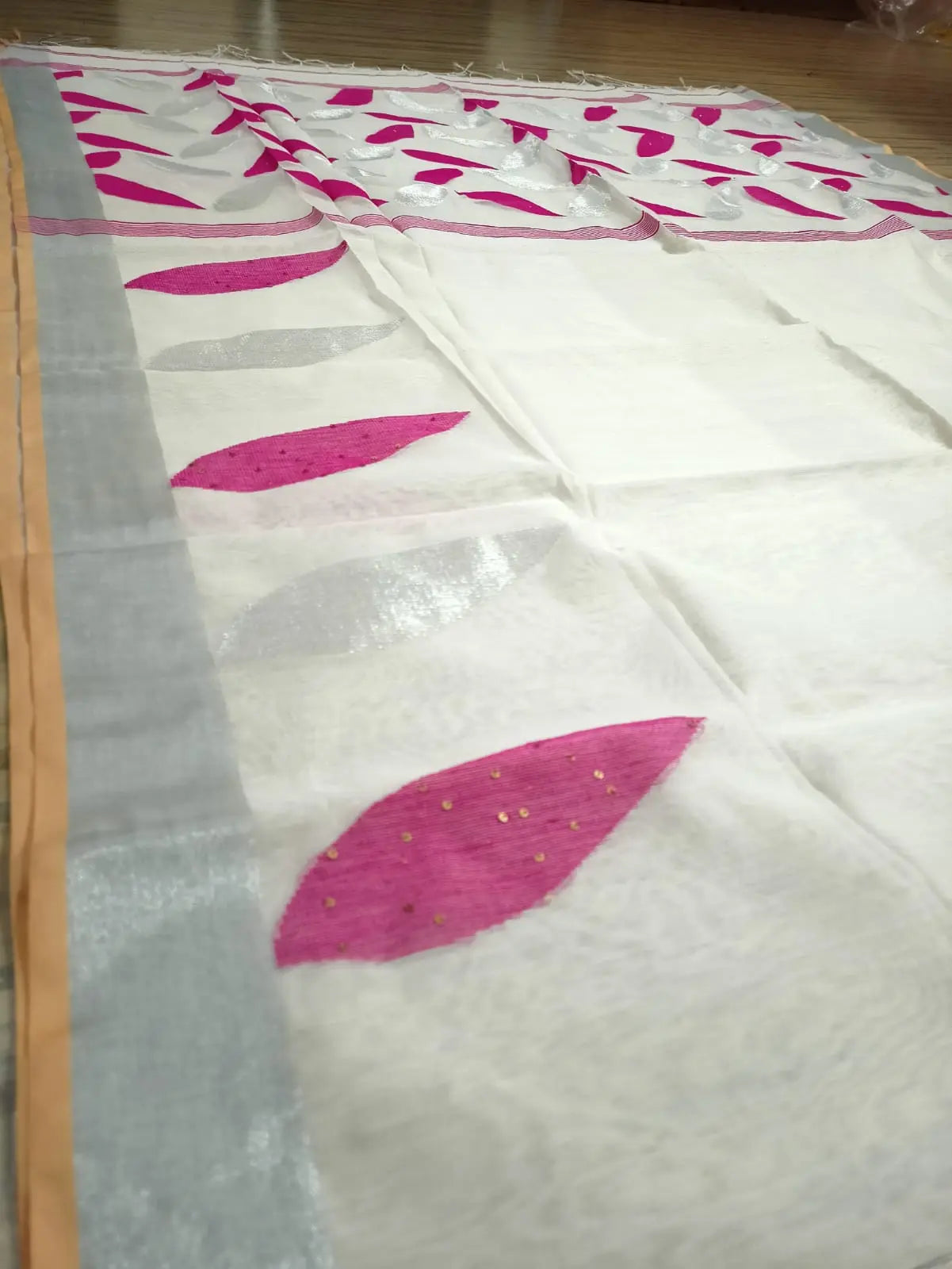 Resham jamdani saree Putul's fashion