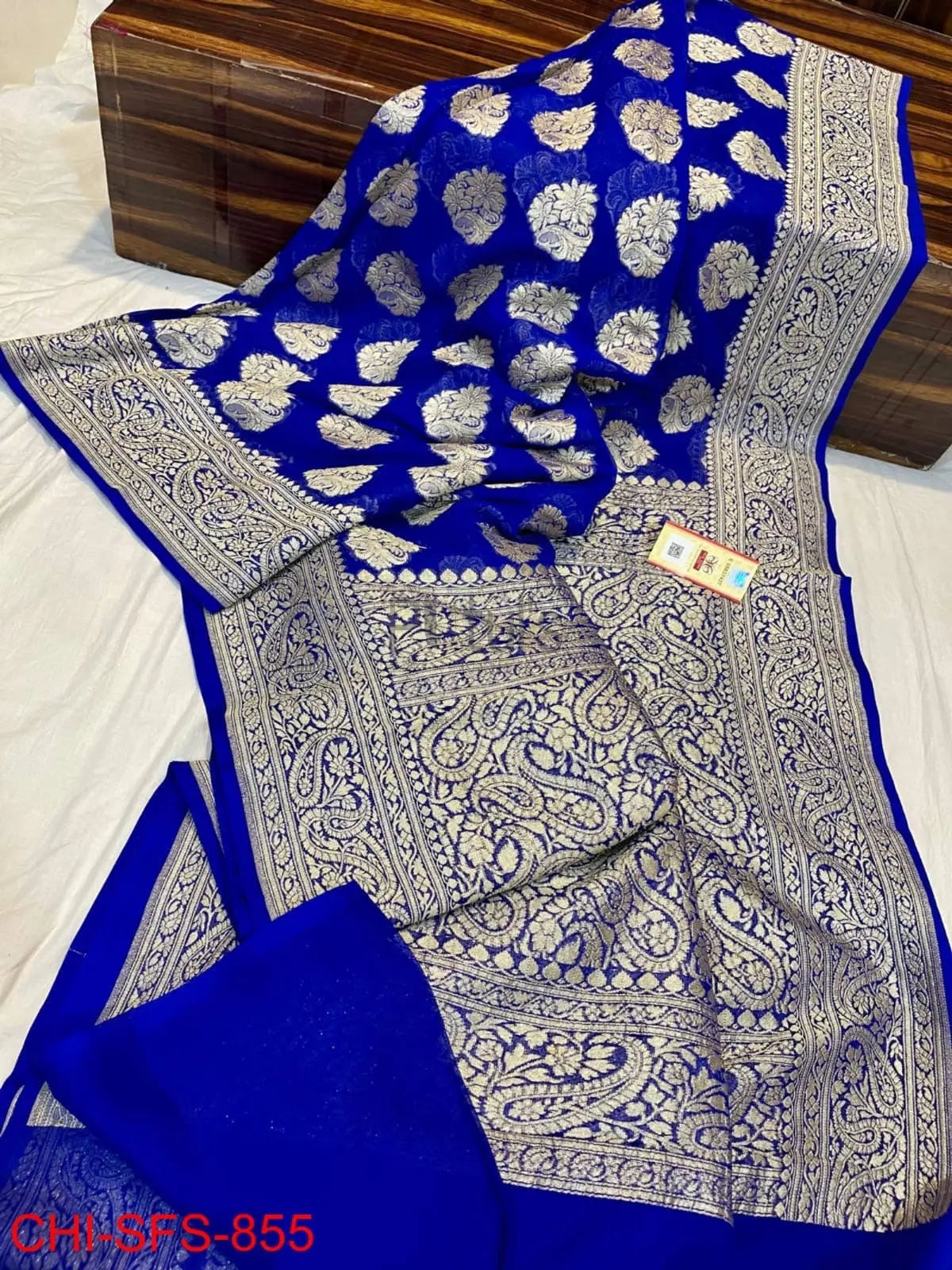 Semi georgette banarasi of yellow colour Putul's Fashion