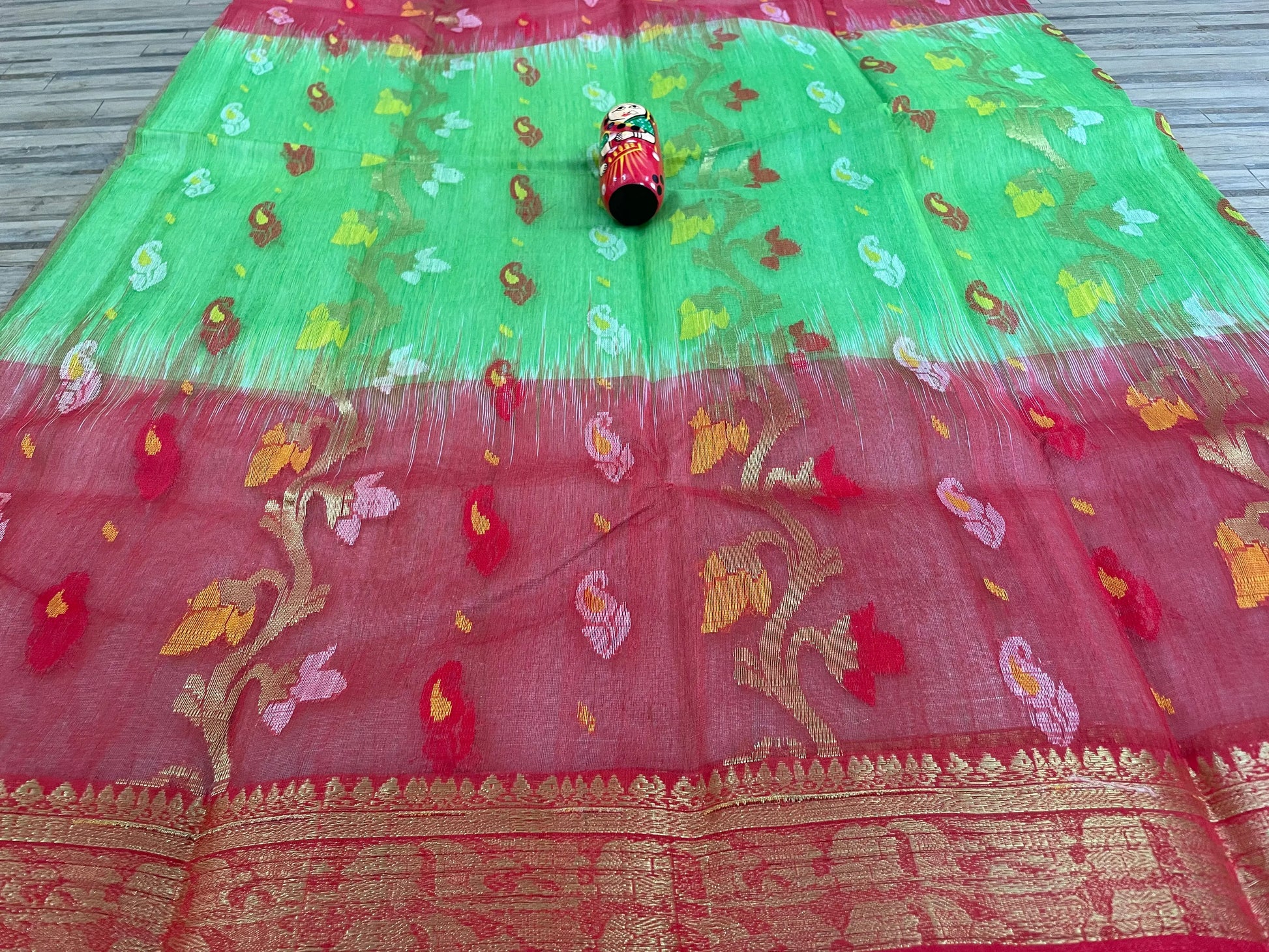 Taant benarasi Putul's fashion