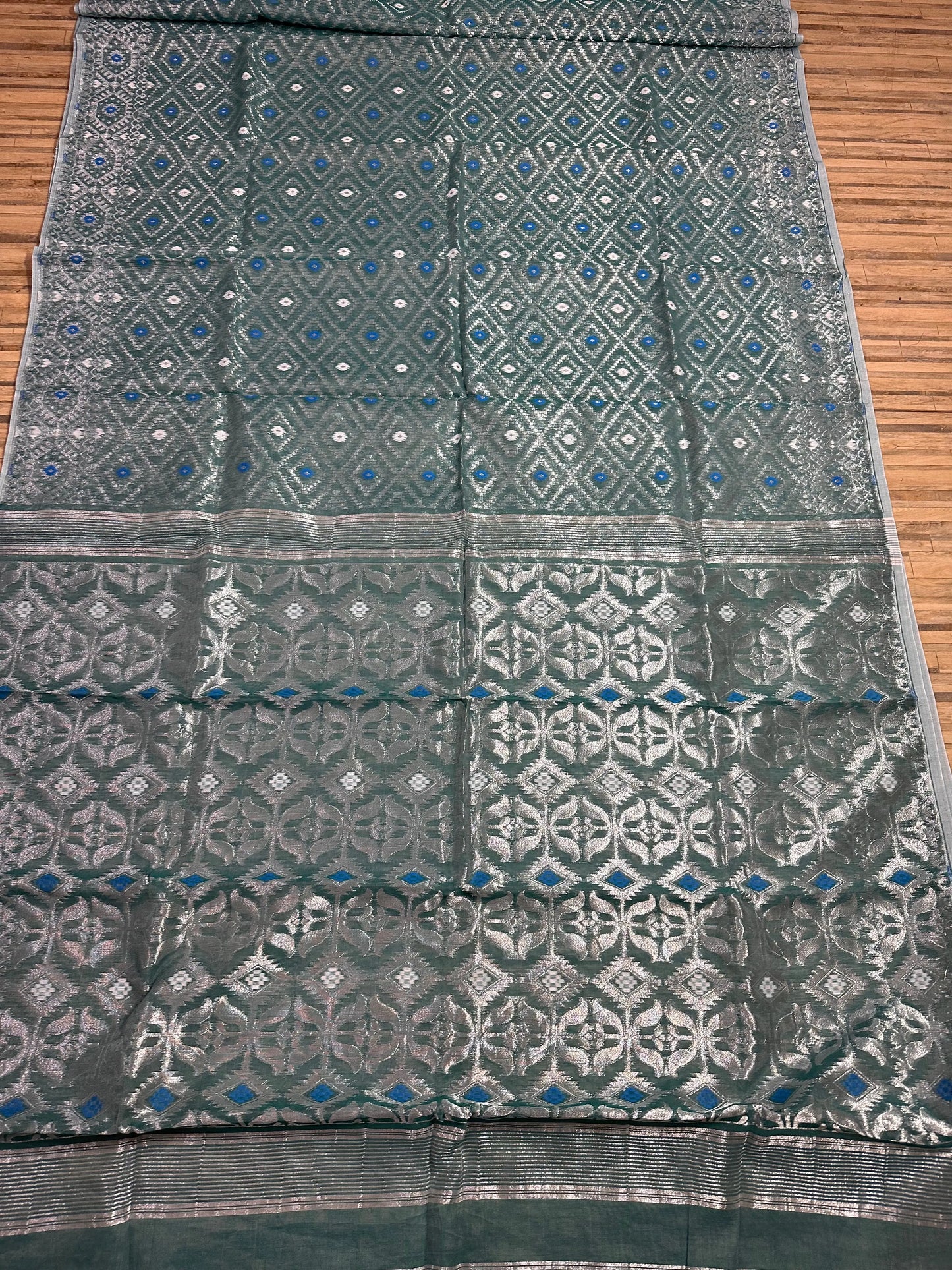 Untitled 17Nov_12:34 Putul's Fashion