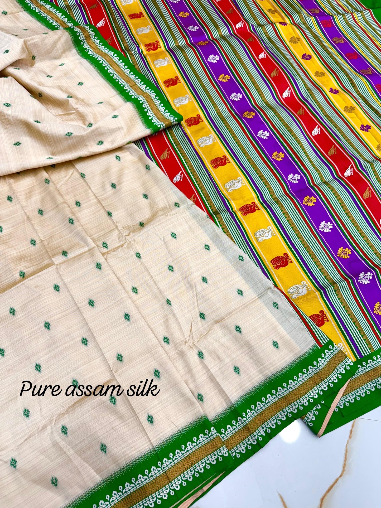 Assam Silk Saree with Red Diamond Motifs and Vibrant Striped Pallu - Green - silk saree