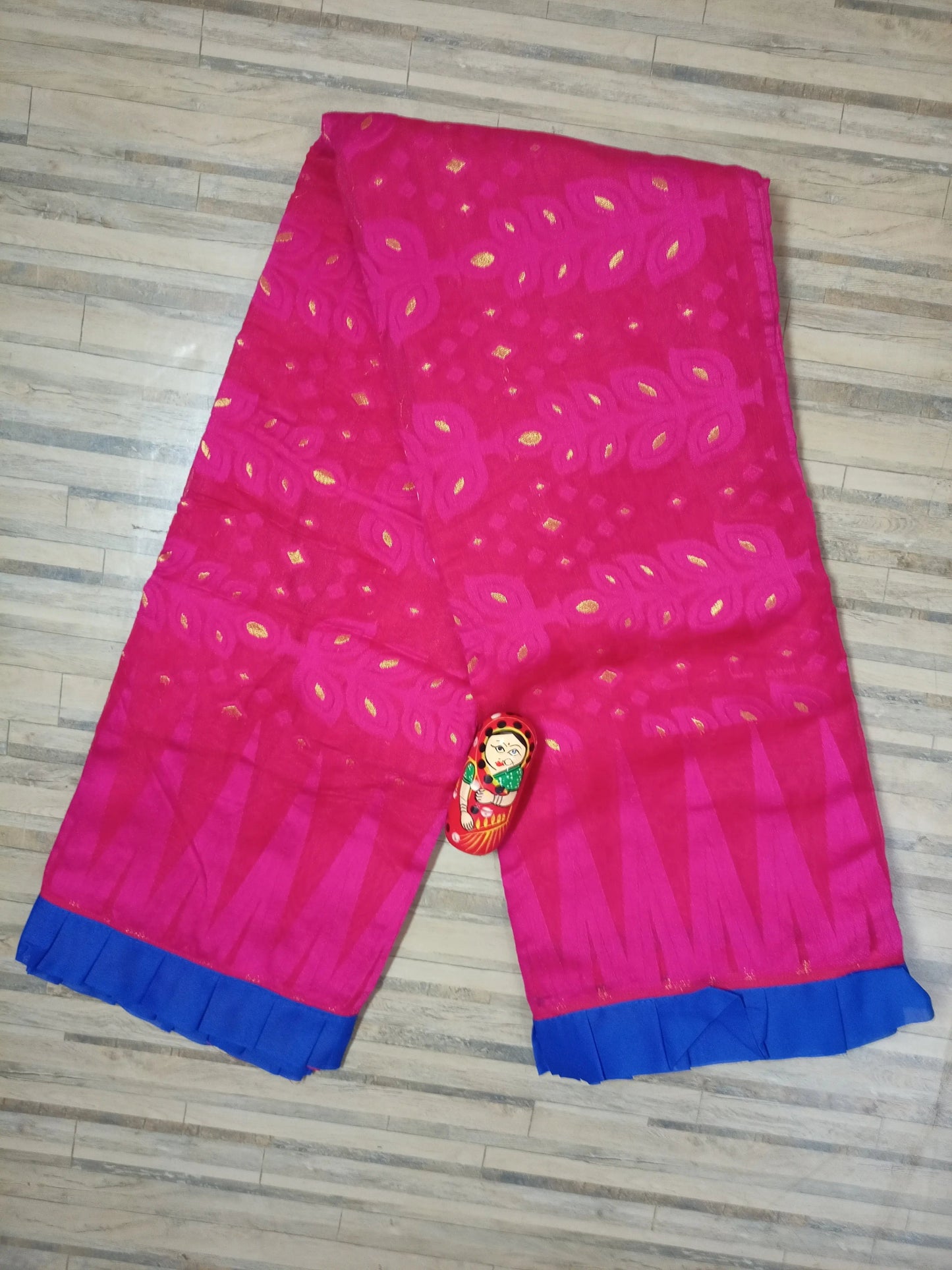 Bengal Jamdani Frill Minakari Rani