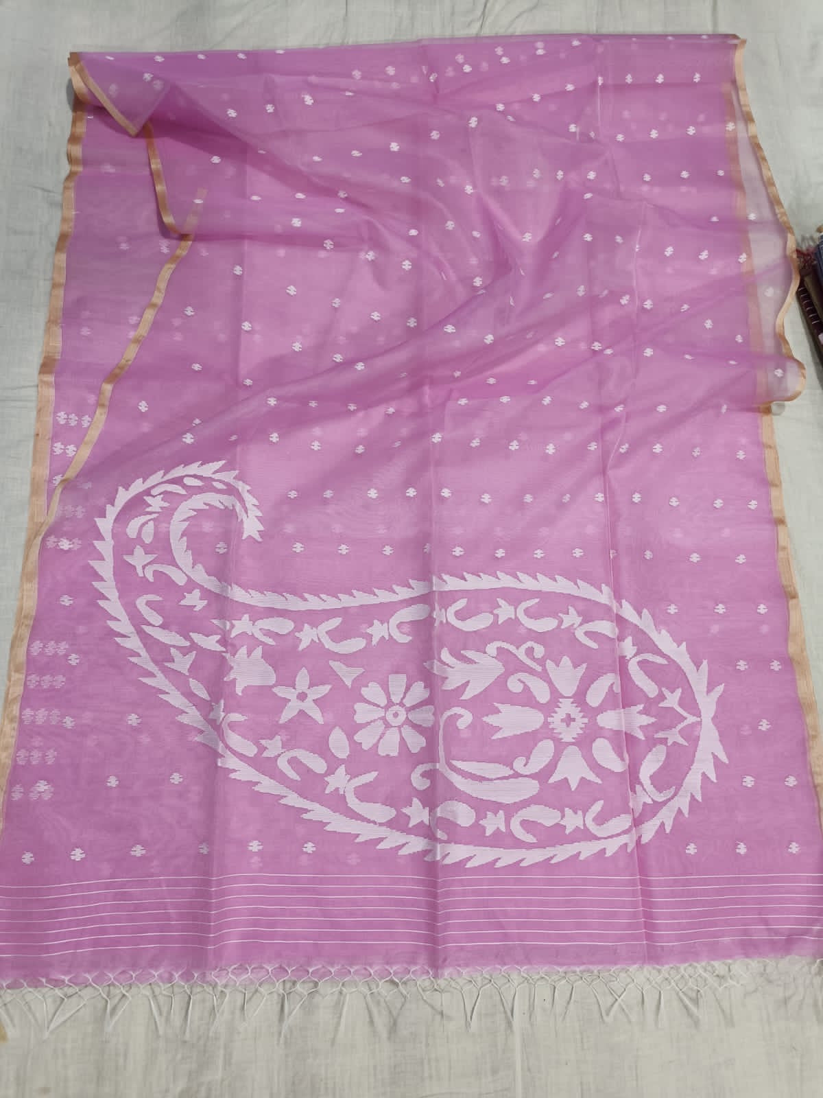 Bengal Muslin saree new design kolka - Pink