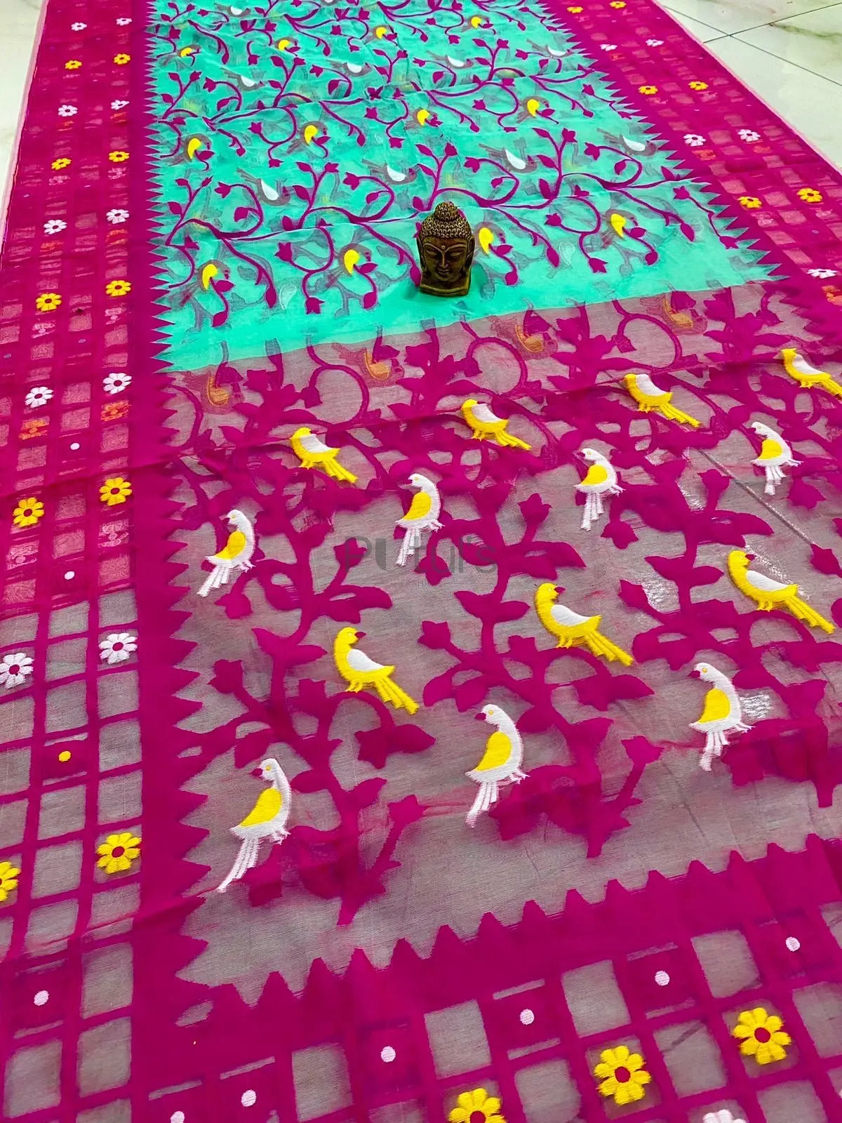 Bengal soft dhakai jamdani saree of Bengal Moyna pakhi will be chirping Putul's Fashion