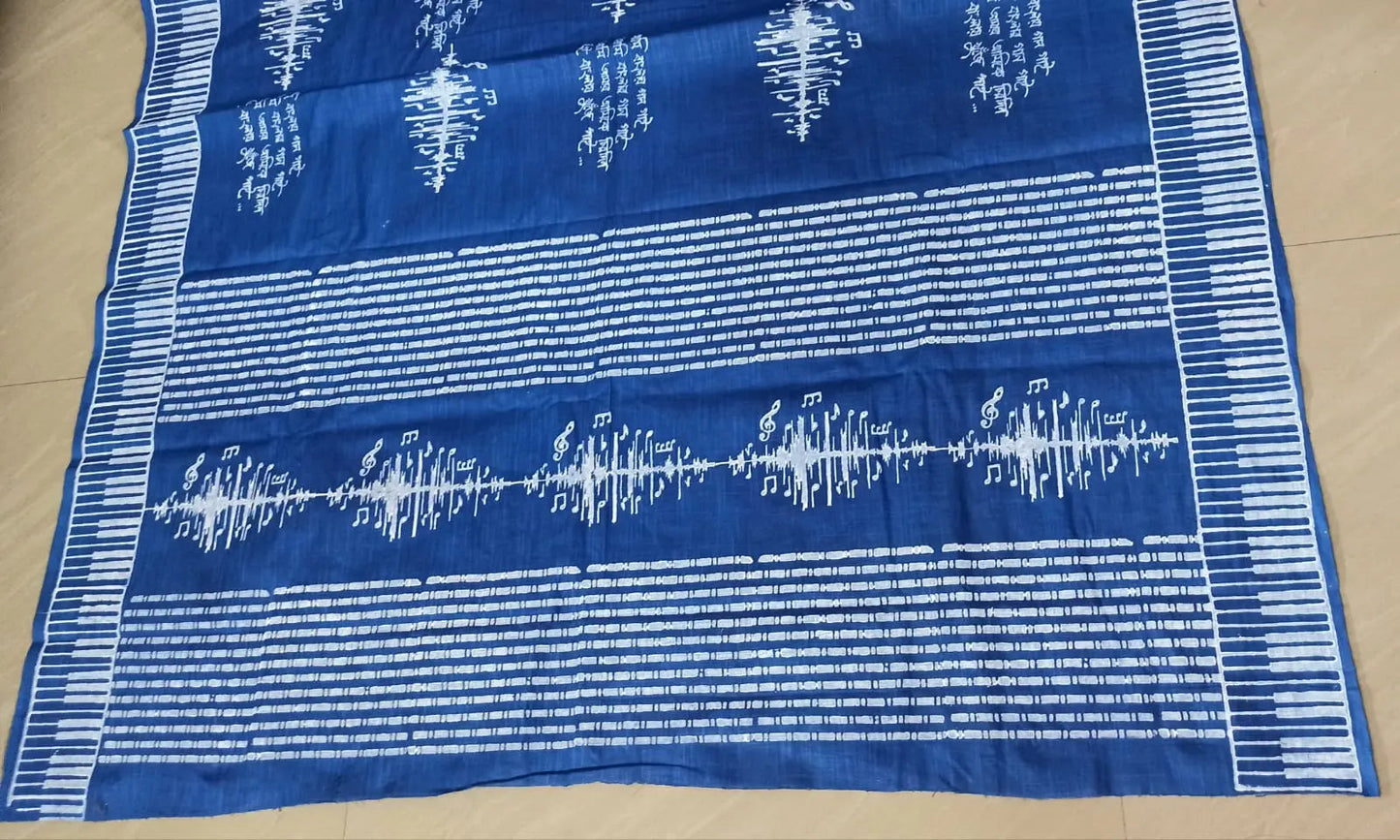 Bengali script on saree Putul's fashion