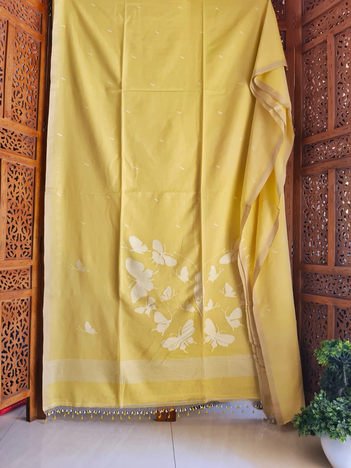 Butterfly motif cotton Jamdani of Bengal - Yellow - Cotton jamdani