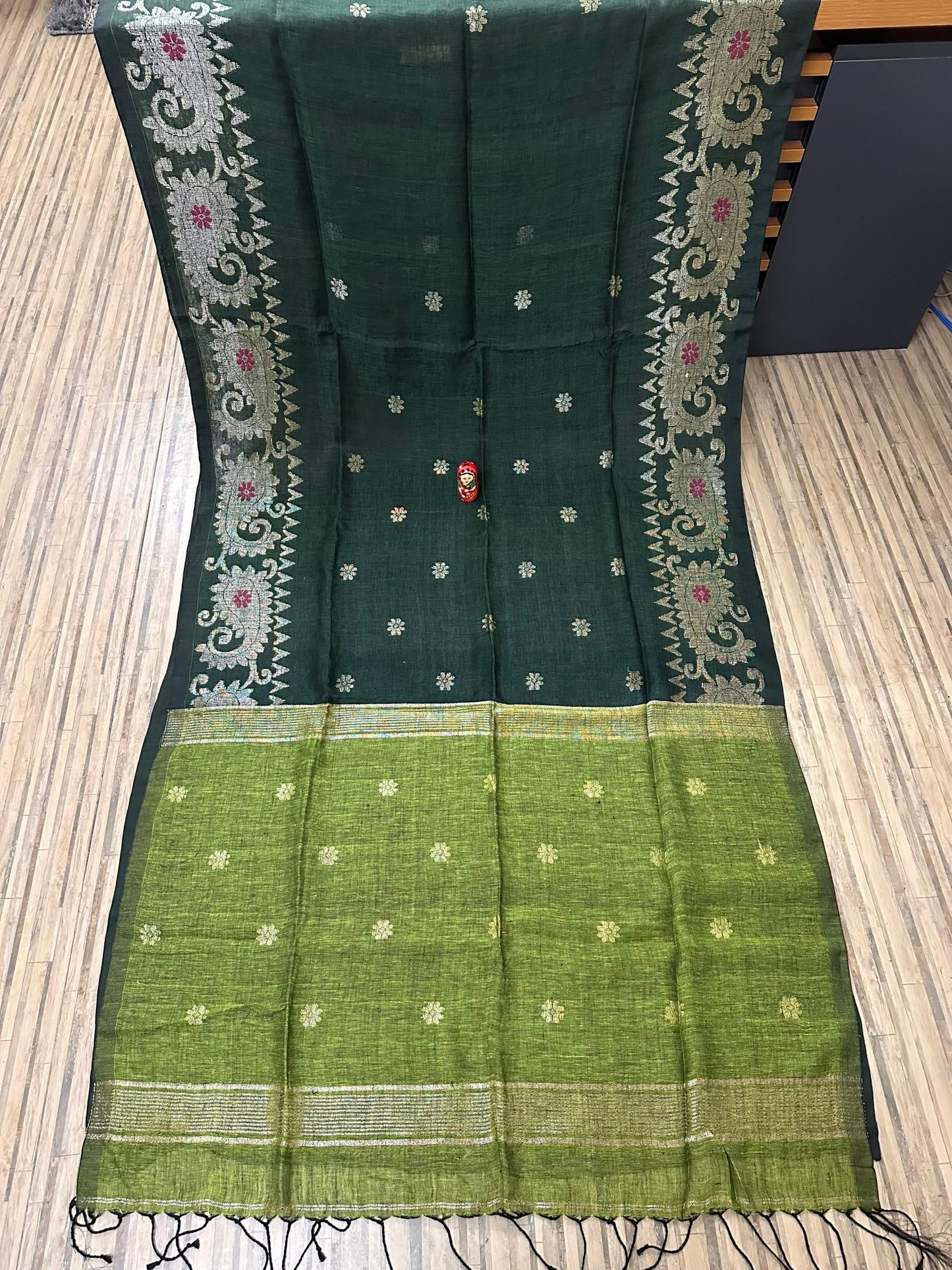 Kolka linen jamdani saree - Linen Saree