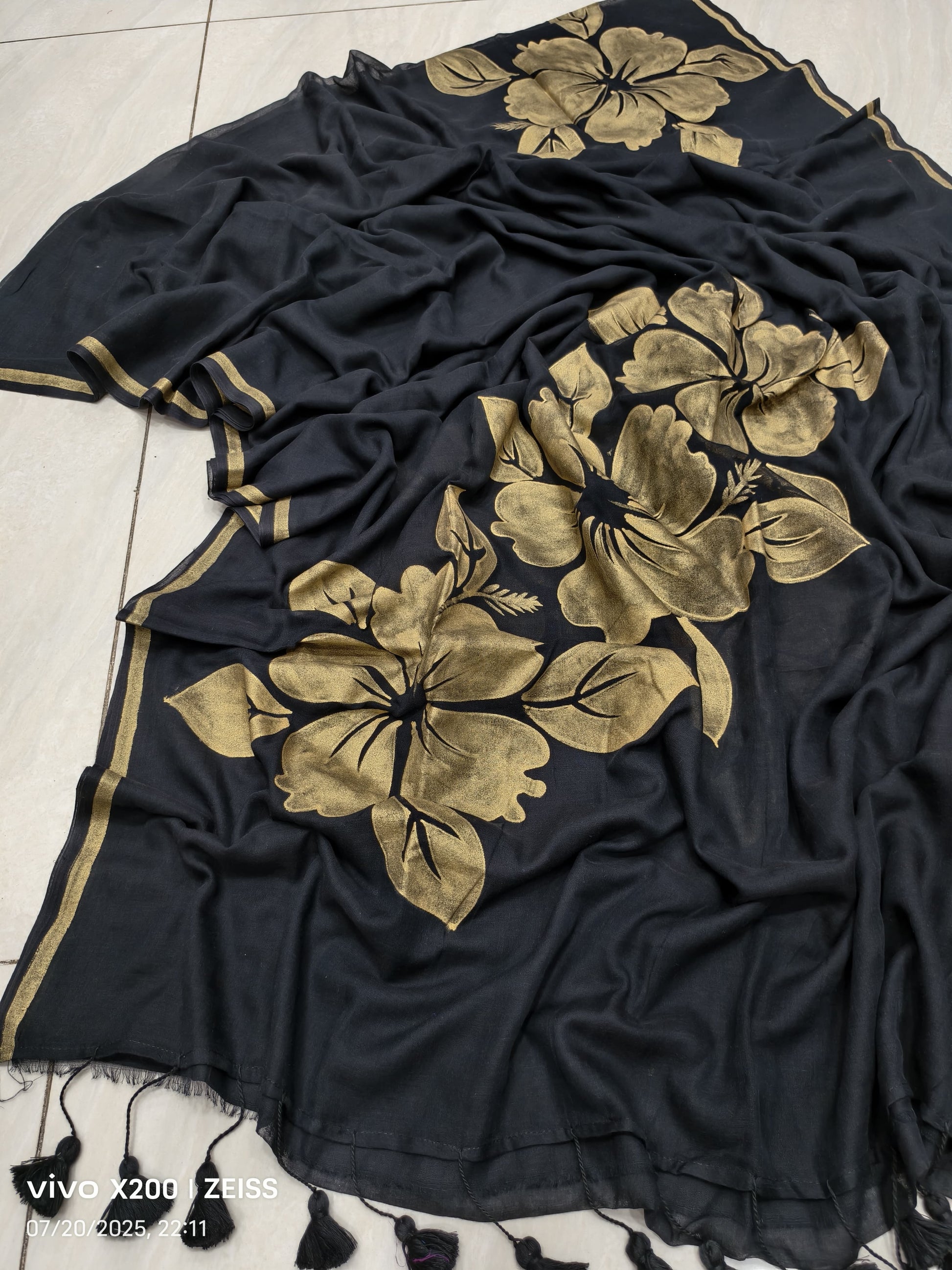 Copper hand painting on mul cotton saree - Mul cotton