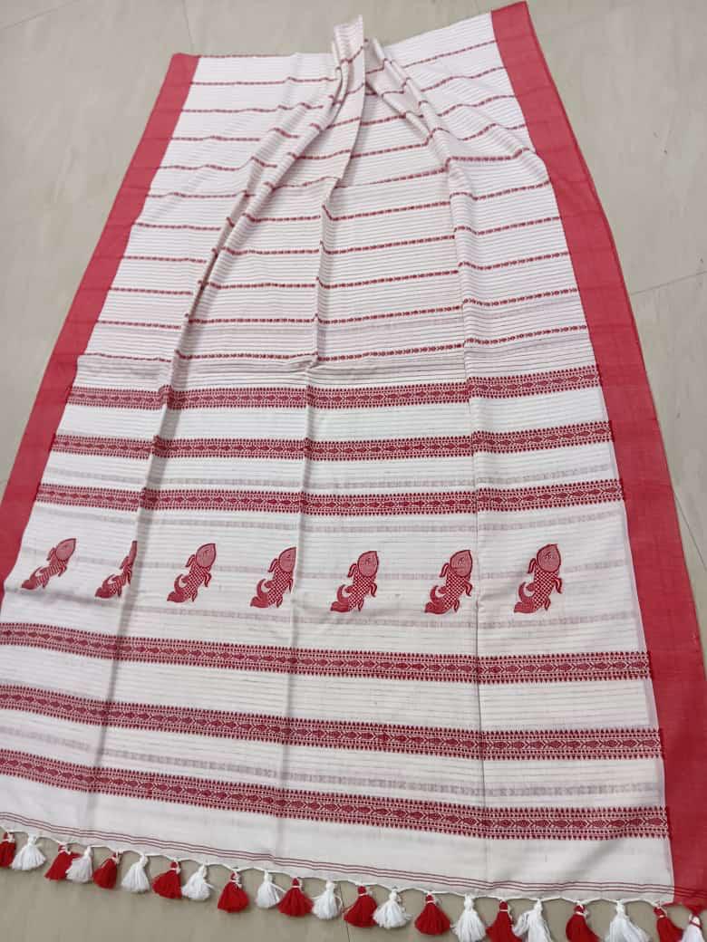Cotton jamdani saree fish - White