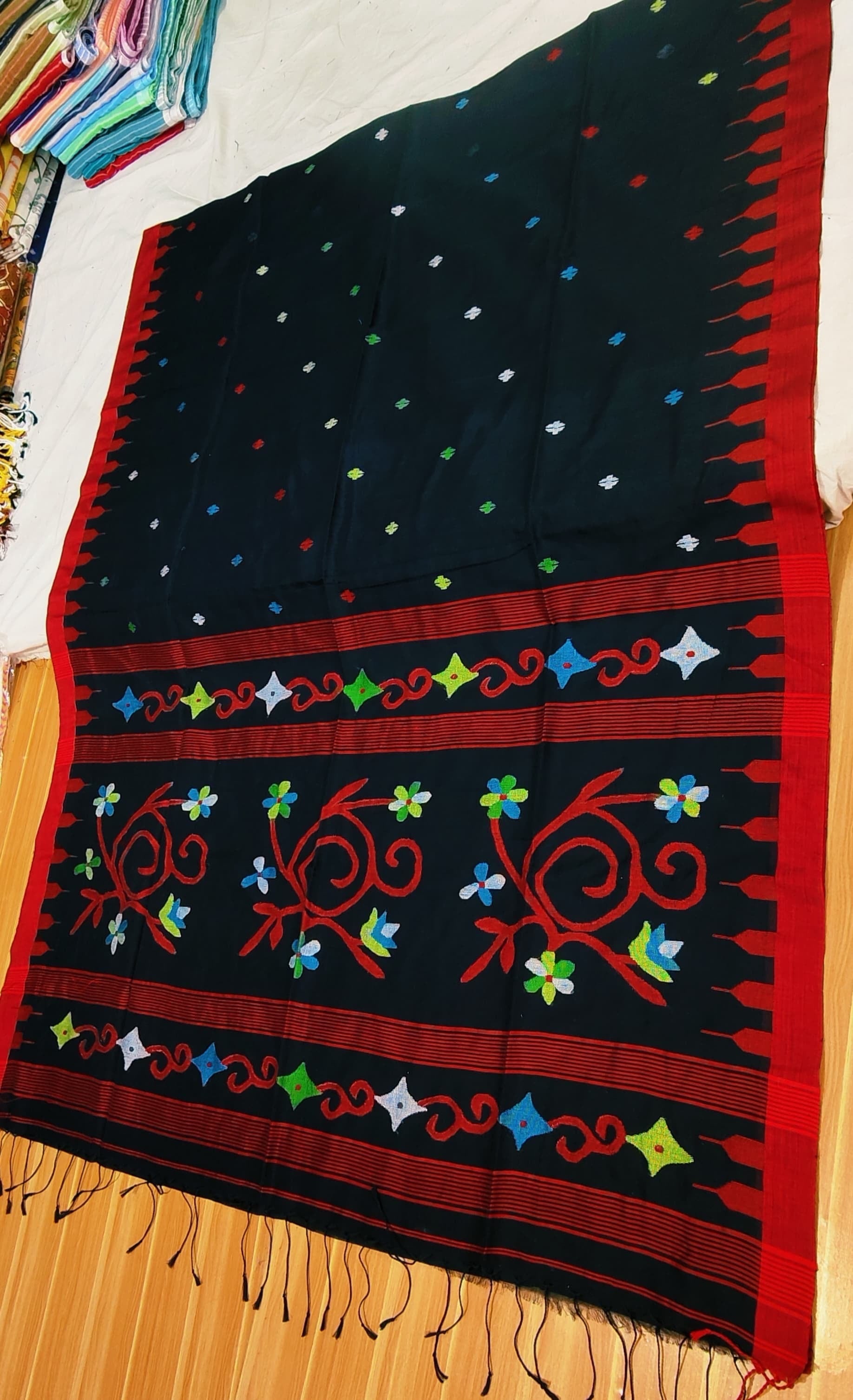 Monipuri style Saree from the loom of Bengal - Black - cotton saree