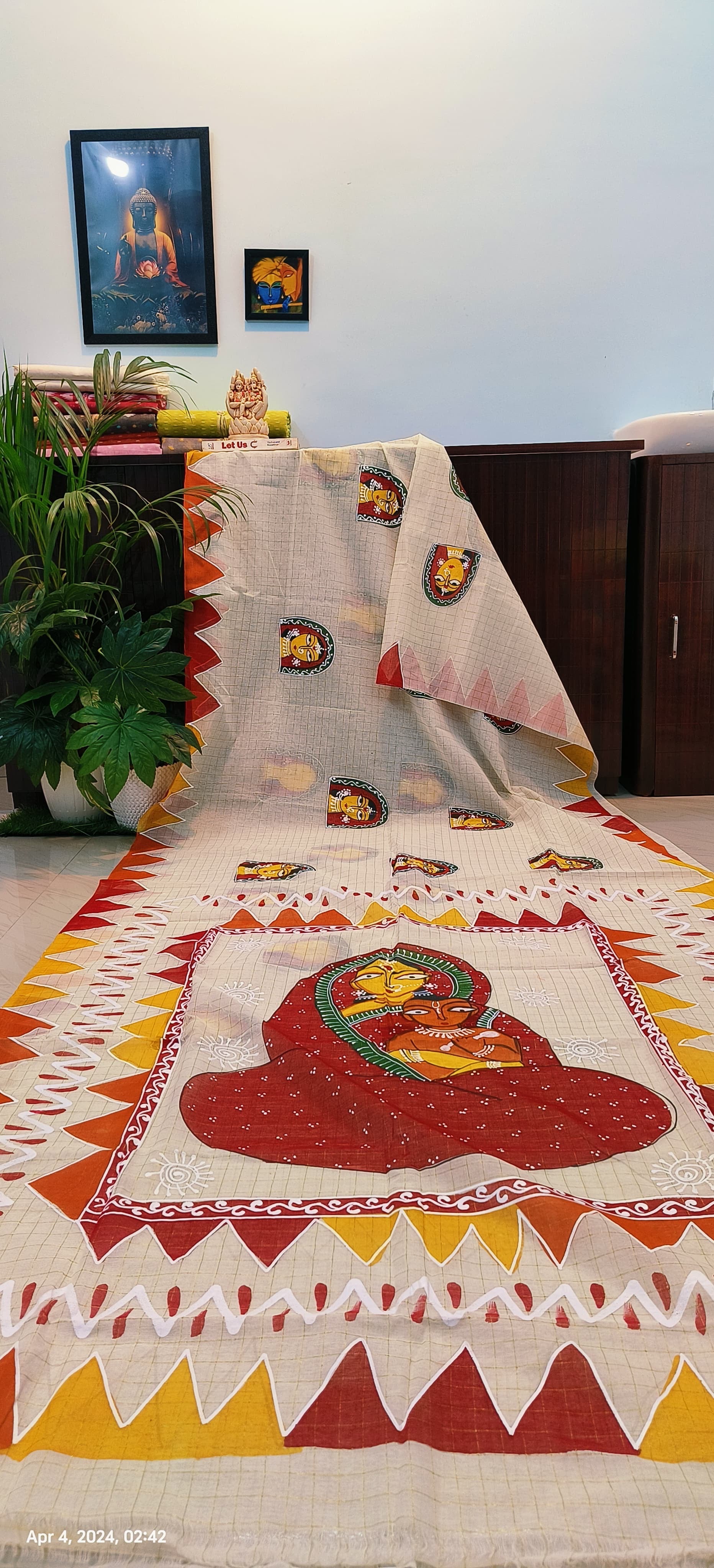 Hand paint on dhonekhali taant saree - Taant