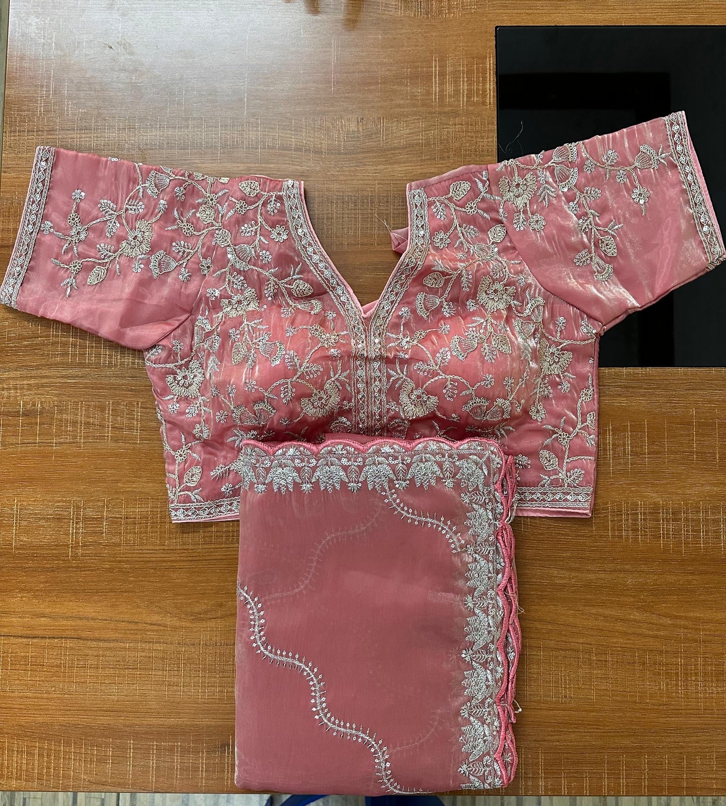 Jimmy choo saree with stitched blouse - Pink - Jimmy