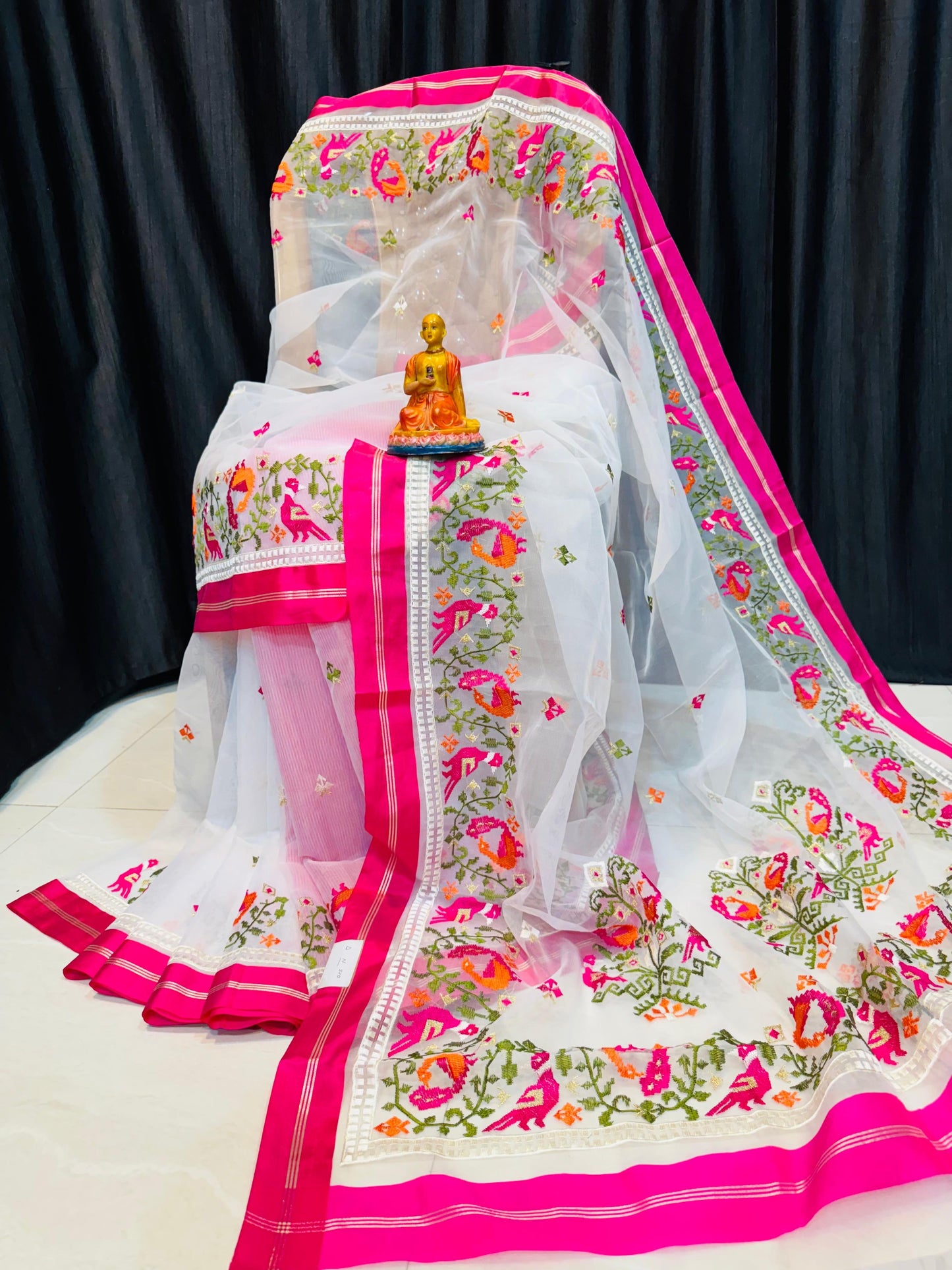 Multicoloured Patola embroidery work on muslin jamdani 2026 new collection - White