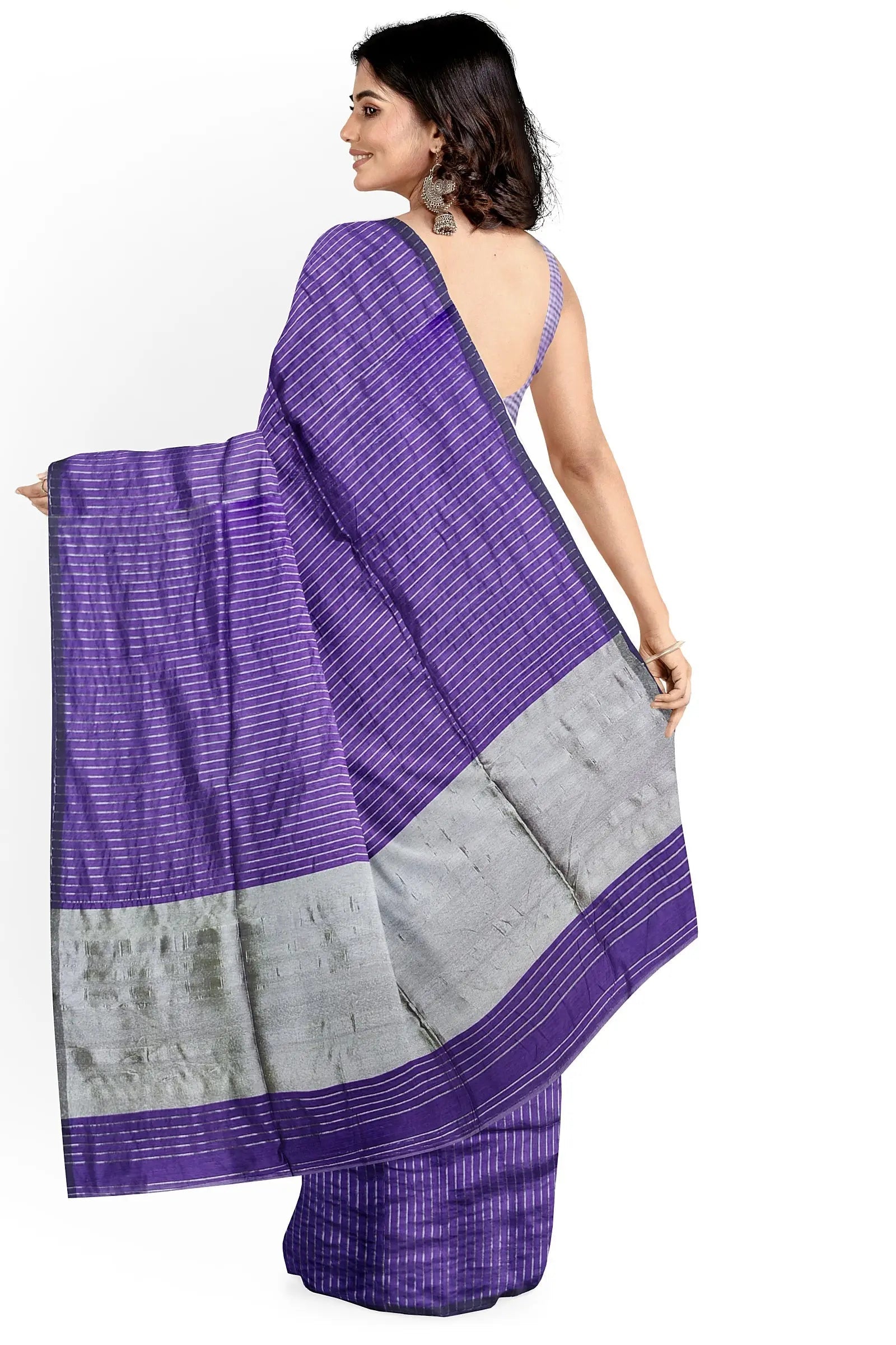 Handloom zari silver check saree Putul's fashion
