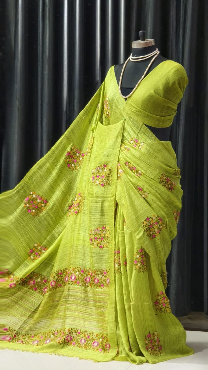 Putul’s Fashion Hand Bullion Parsi Wash Motka Saree Collection Parrot green matka saree