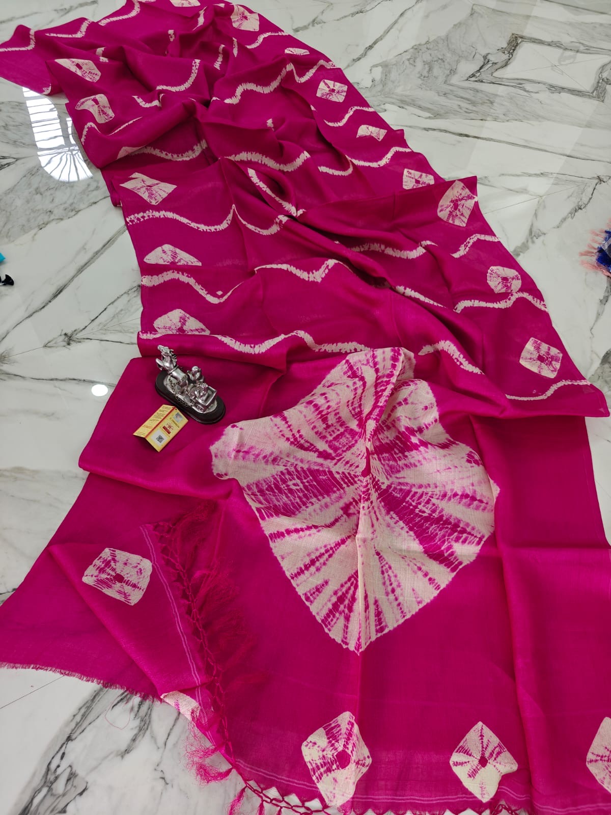 Putul’s Fashion Silk Mark Certified Shibori Motif Desi Scarves - Rani - Tussar saree