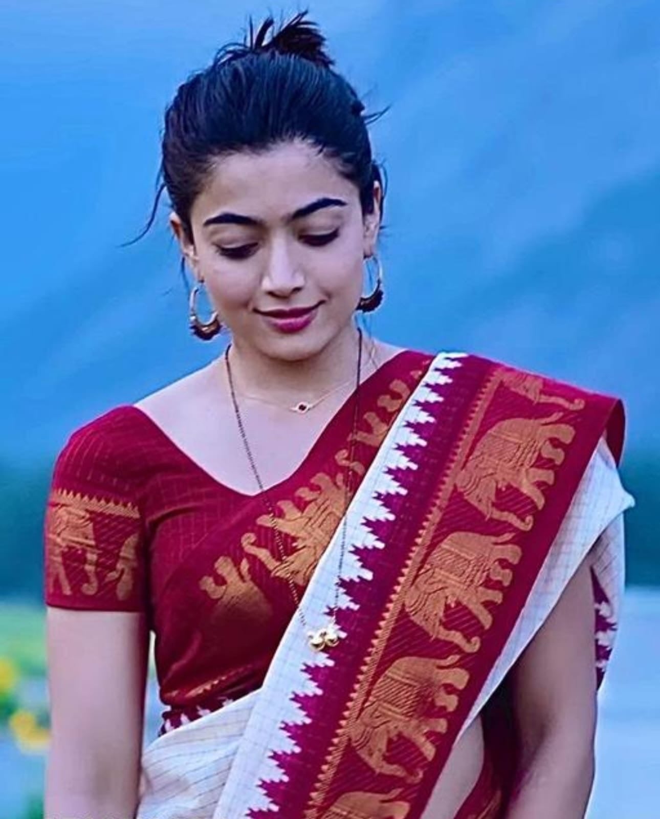 Replica of Rashmika saree in Animal movie - Litchi Silk
