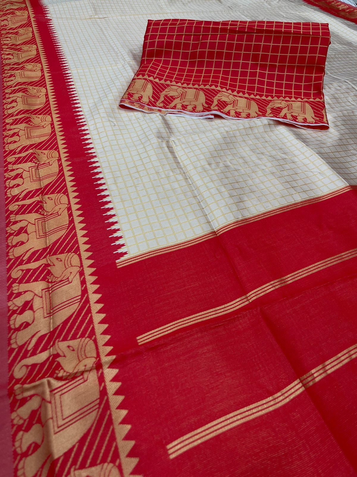 Replica of Rashmika saree in Animal movie - Litchi Silk
