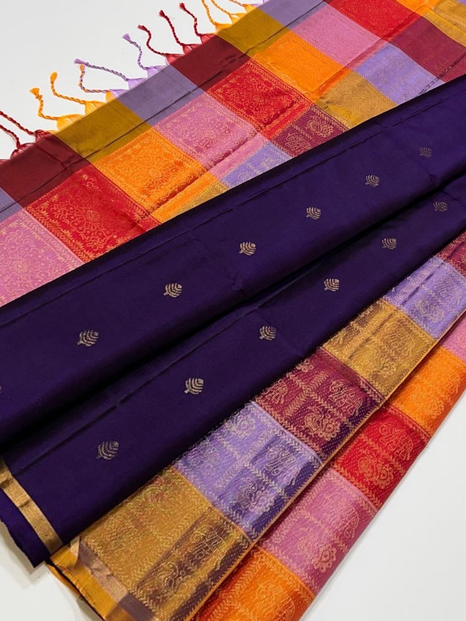 Soft silk Handwoven handloom silk marked saree
