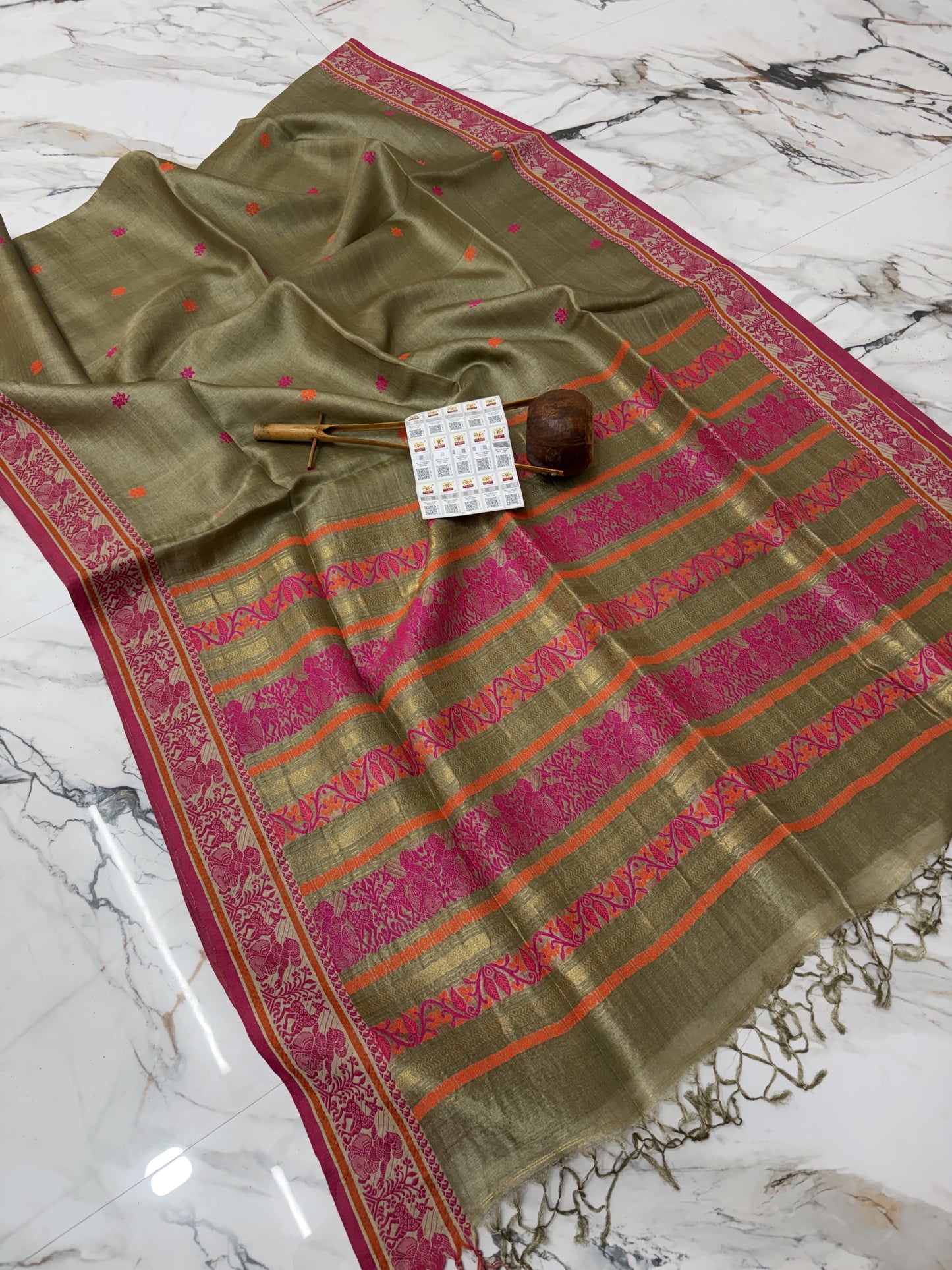Tussar bi tussar baluchori saree // Bengal own loom collection
