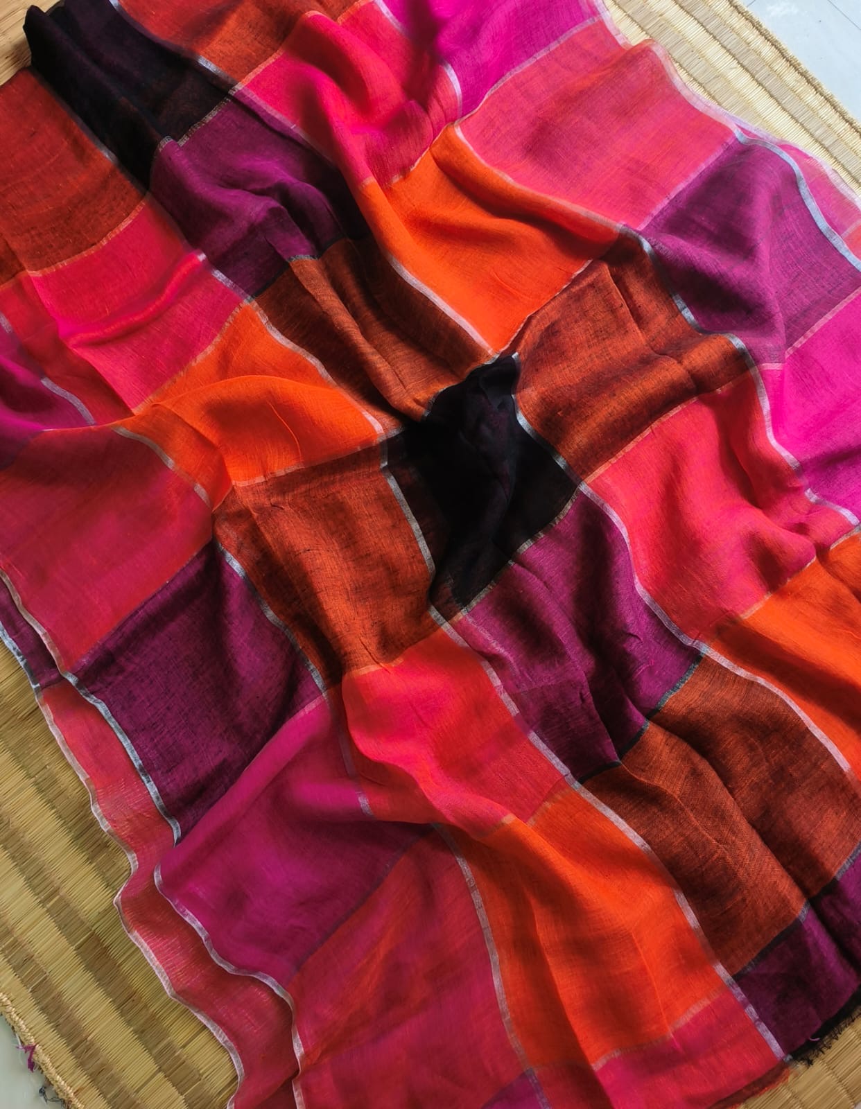 Colour block linen jamdani saree