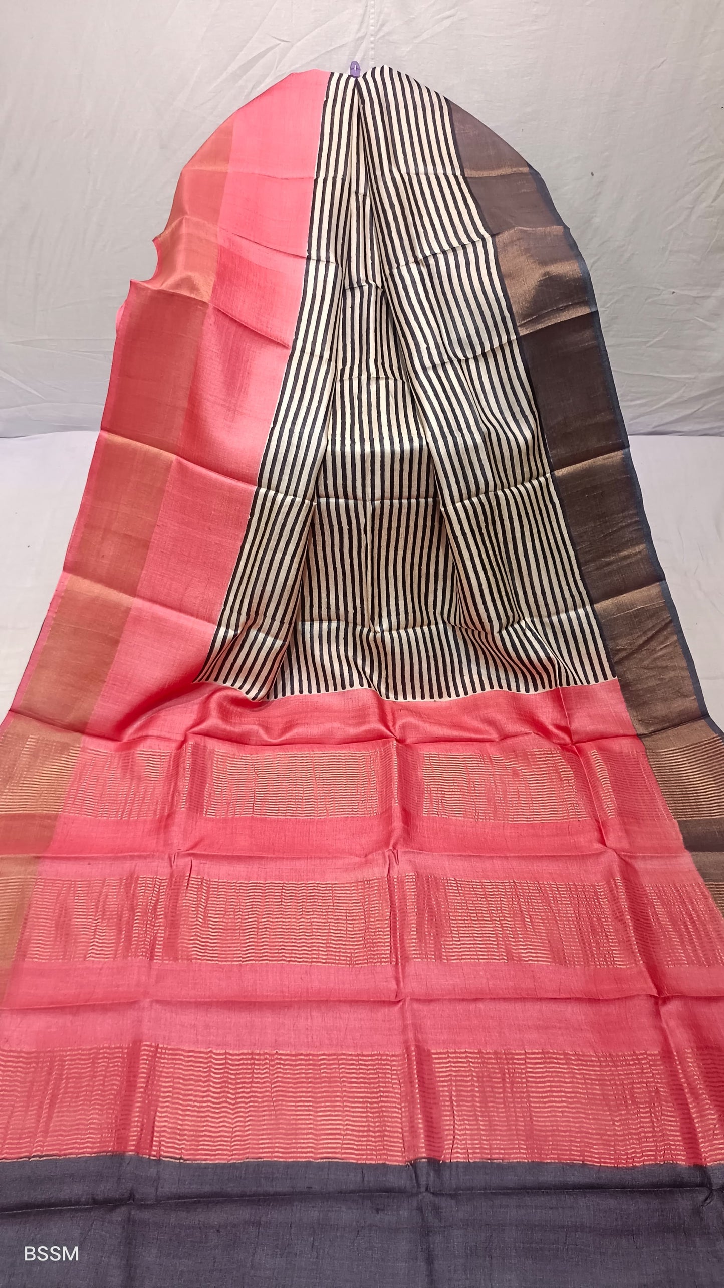 Zari border Gachi Tusar saree from Bishnupur