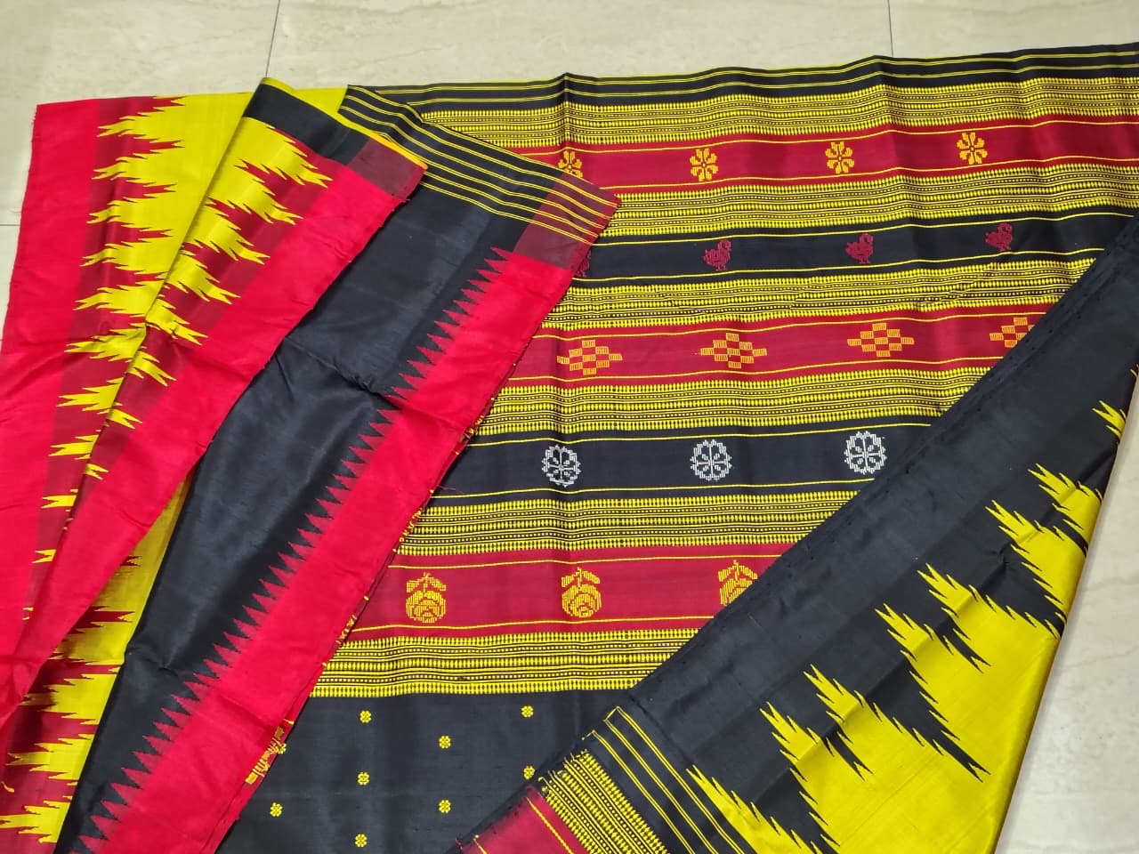 Ganjam Bomkai double ikkat handloom saree// A classic saga of tribal silk