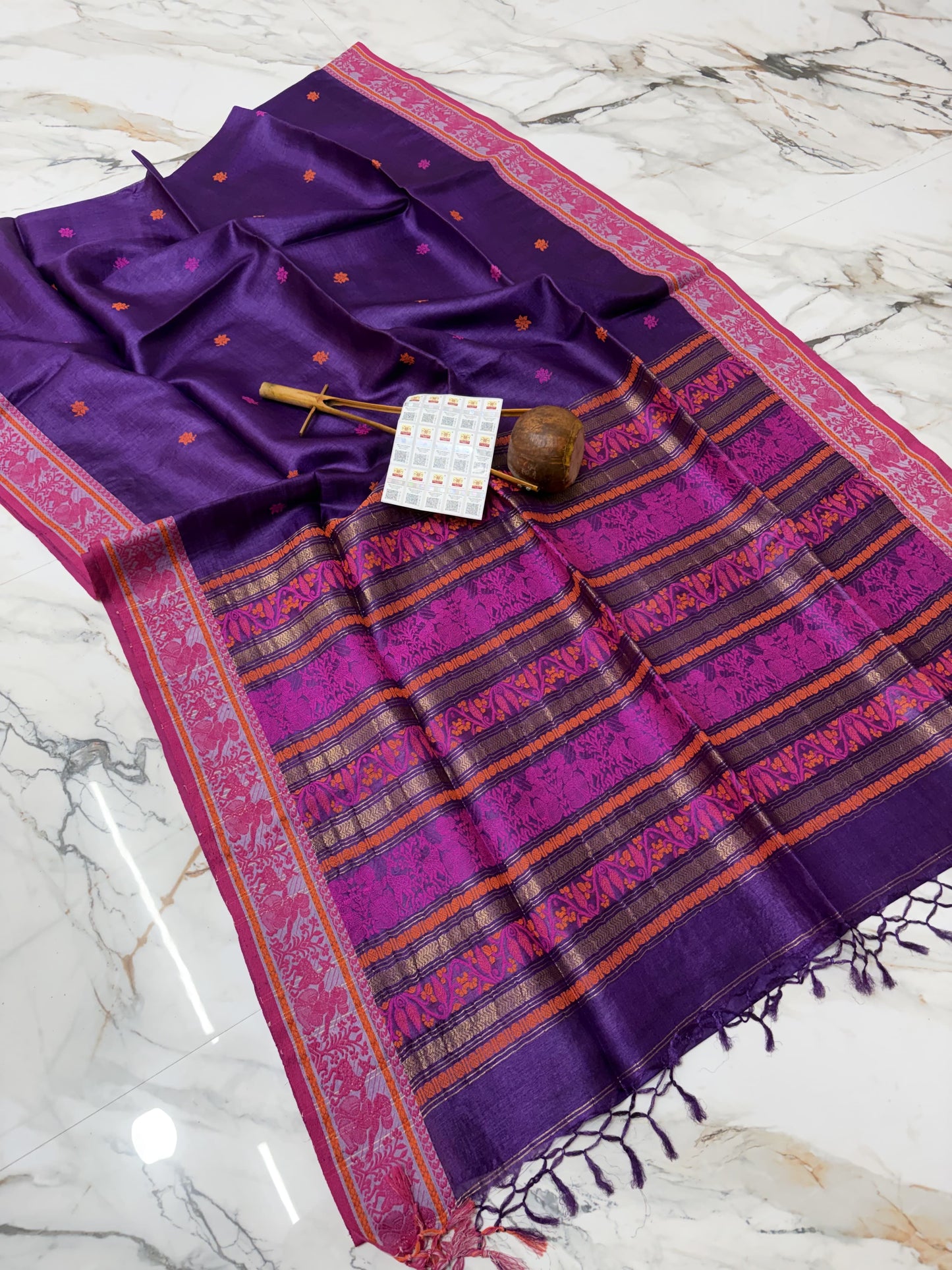 Tussar bi tussar baluchori saree // Bengal own loom collection