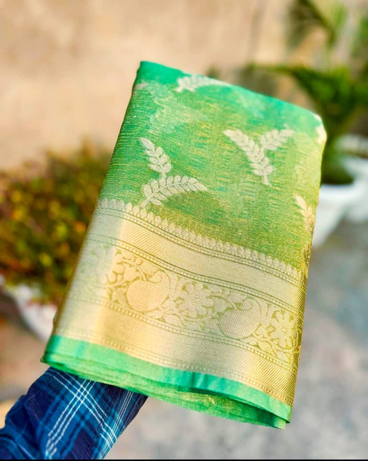 Crushed tissue leaf Banarasi saree - Green - Crushed tissue