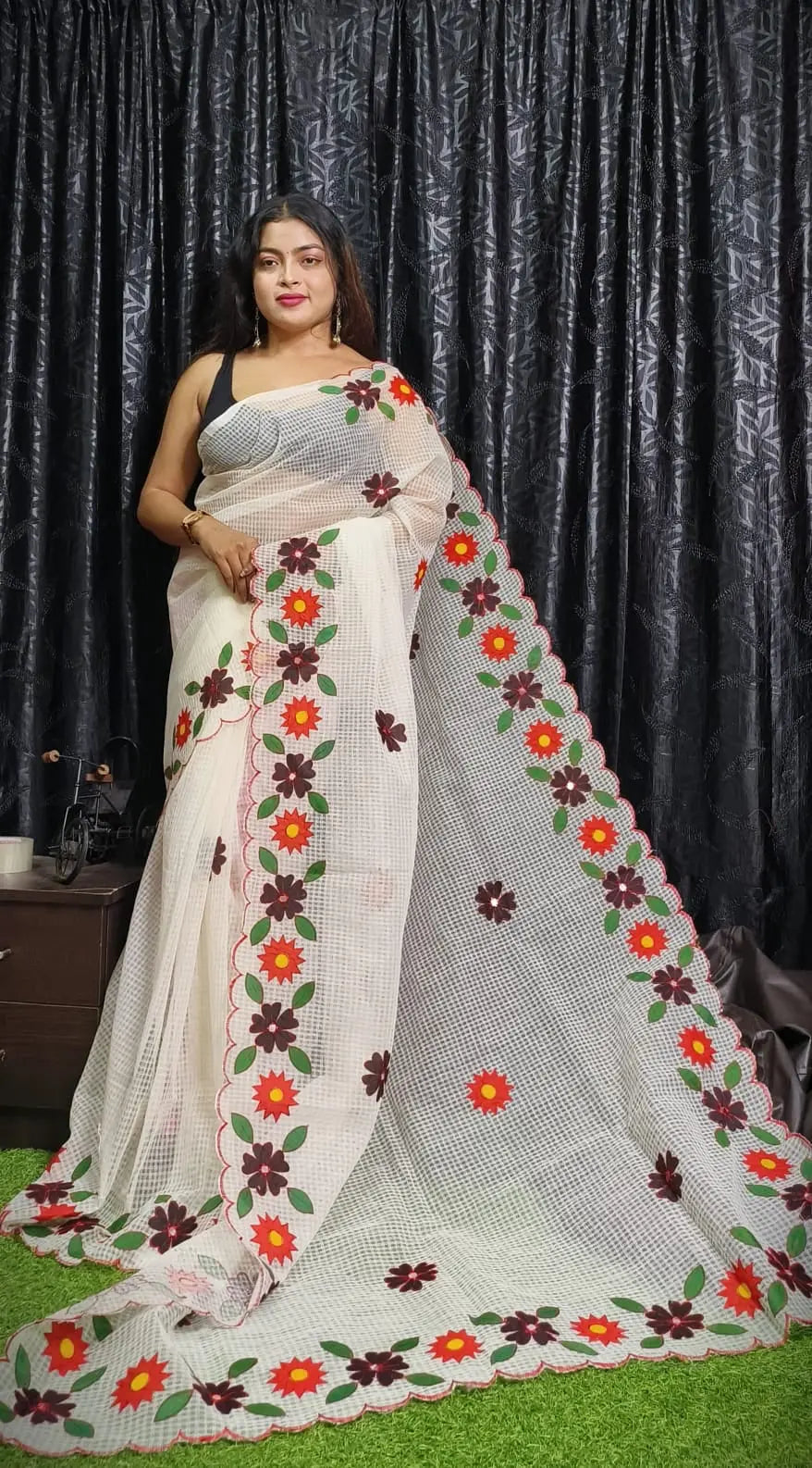 Resham Kota Applique saree Putul's fashion