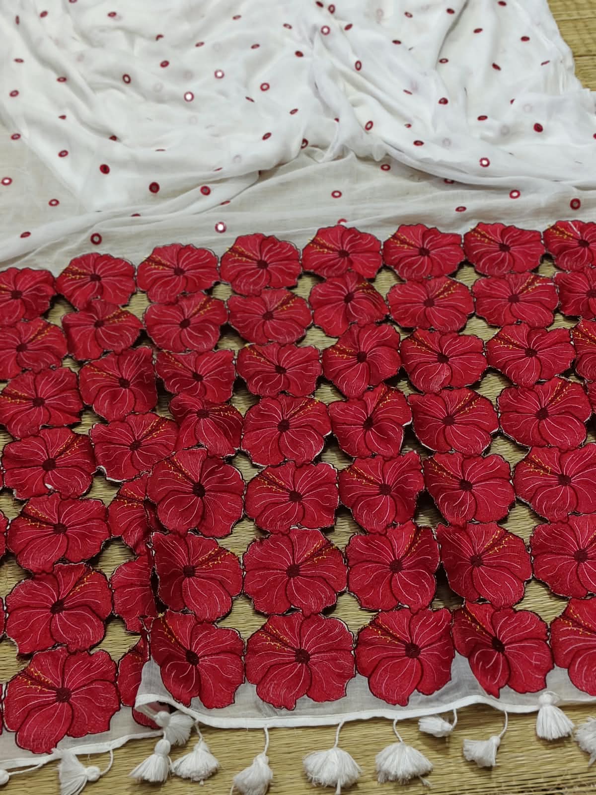 Puja special mul cotton cutwork pallu saree , No blouse