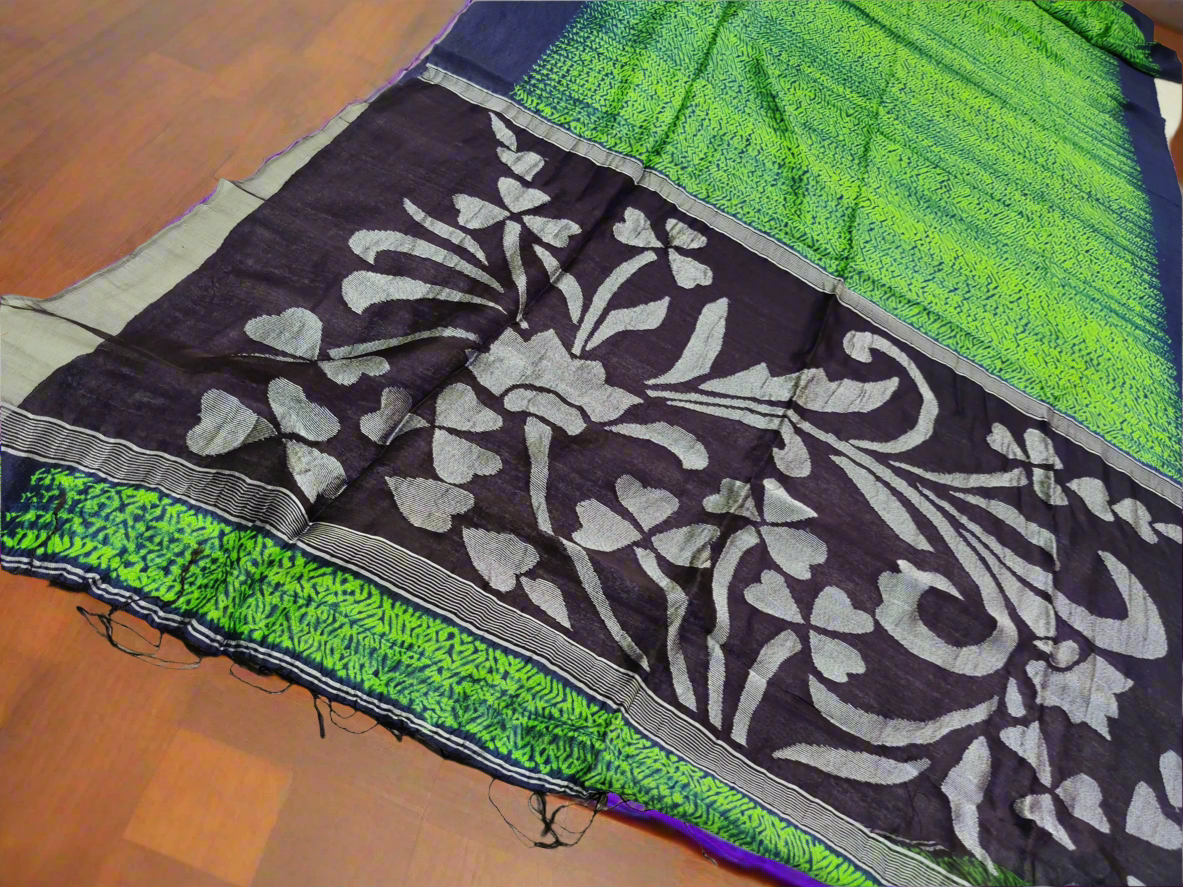 Green coloured shibori motka silk saree