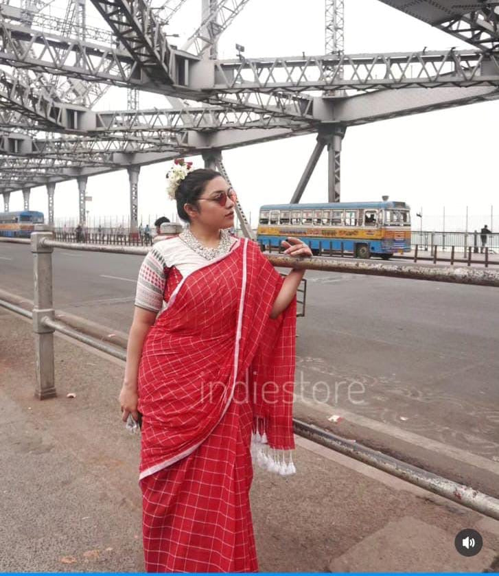 120 count mul cotton check saree no blouse - Mul cotton