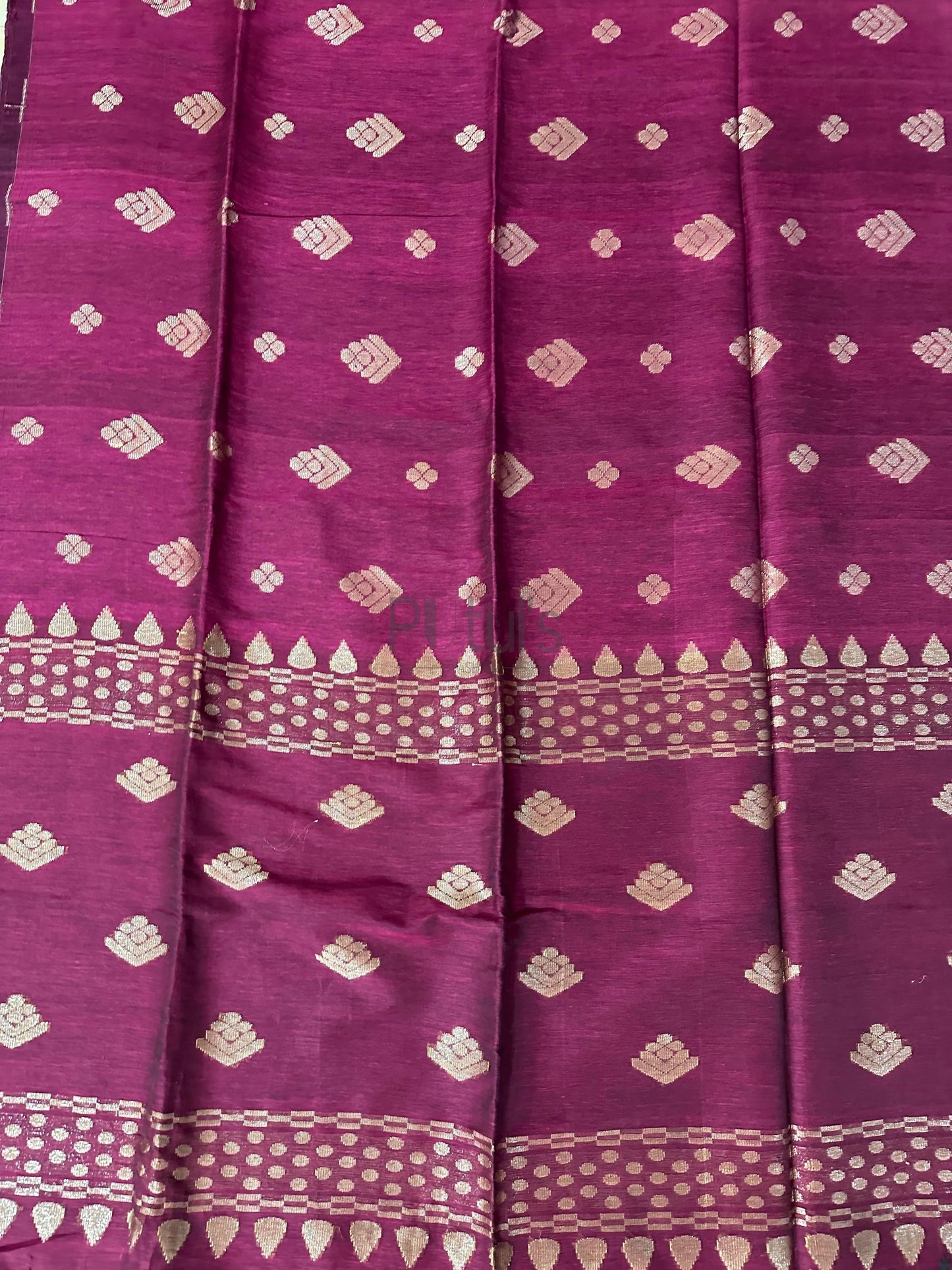 Organic linen saree Putul's Fashion